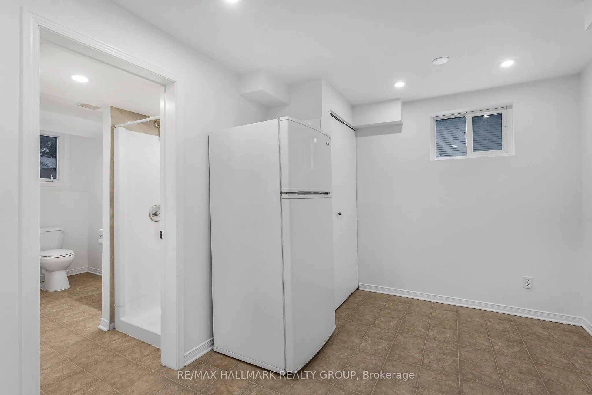 436 YVES Street