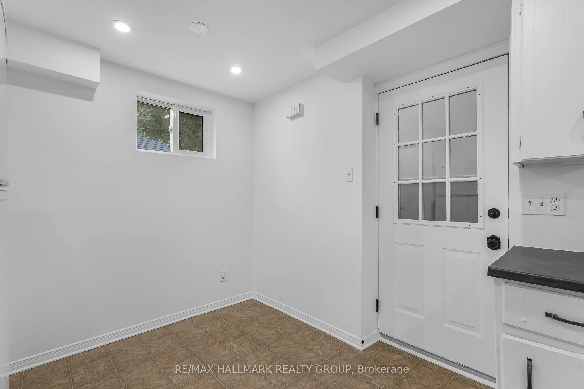 436 YVES Street