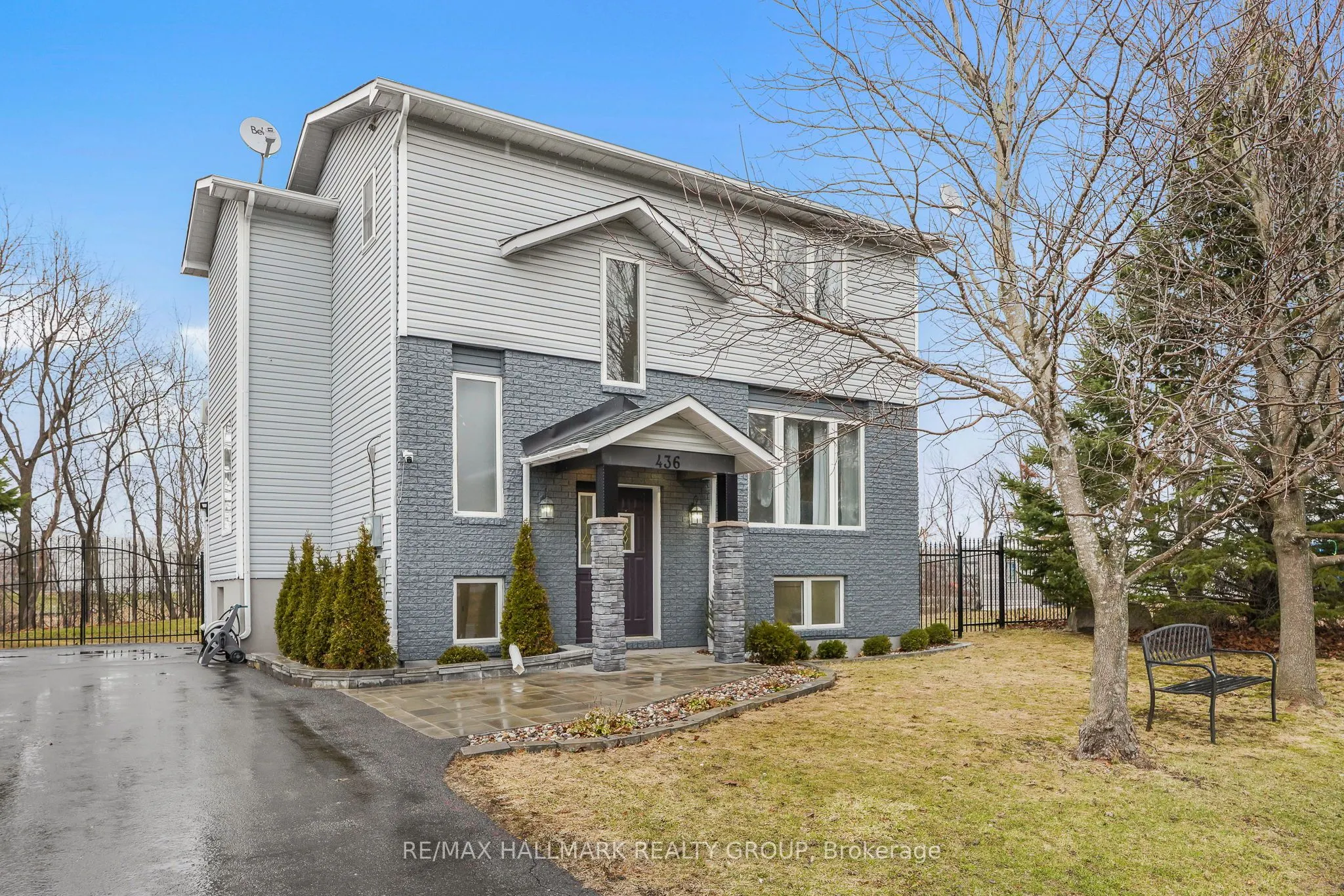 436 YVES Street