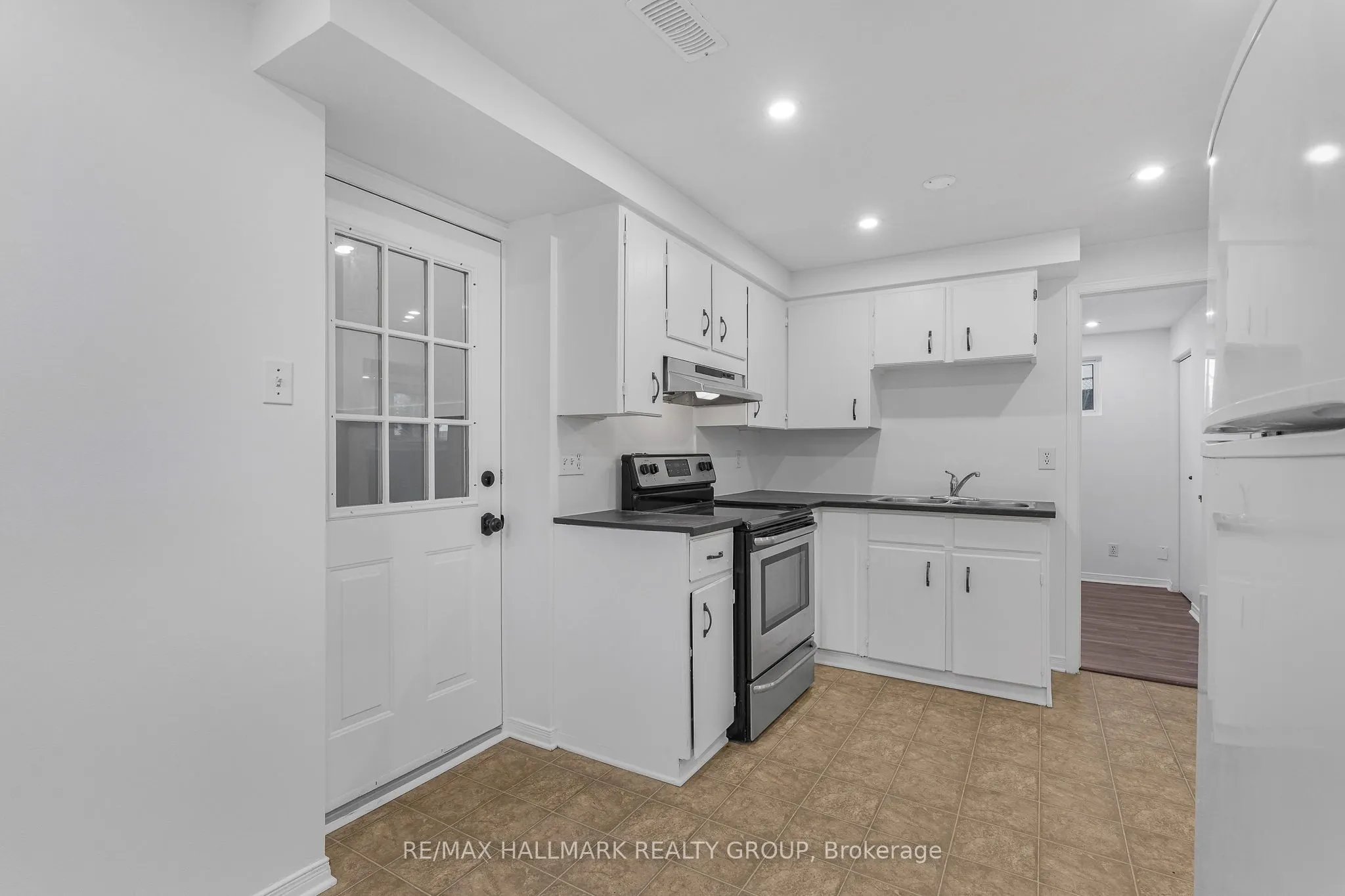 436 YVES Street