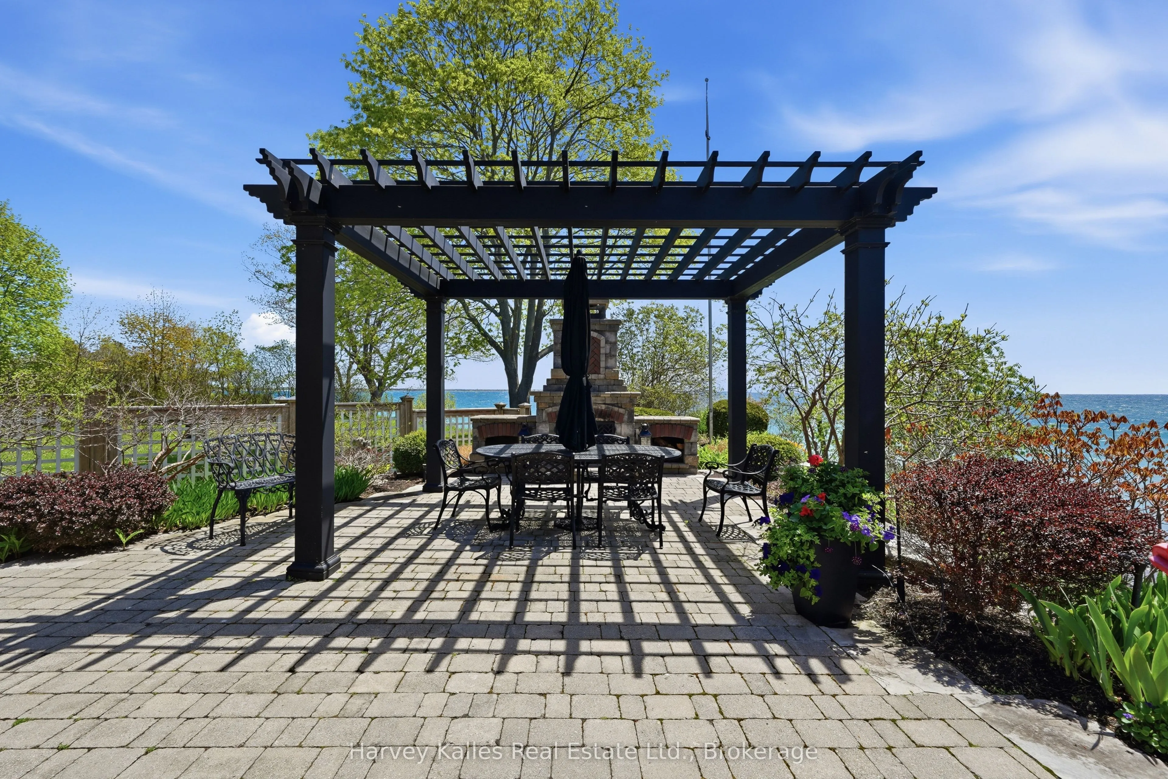 3 Skiff Cove Place