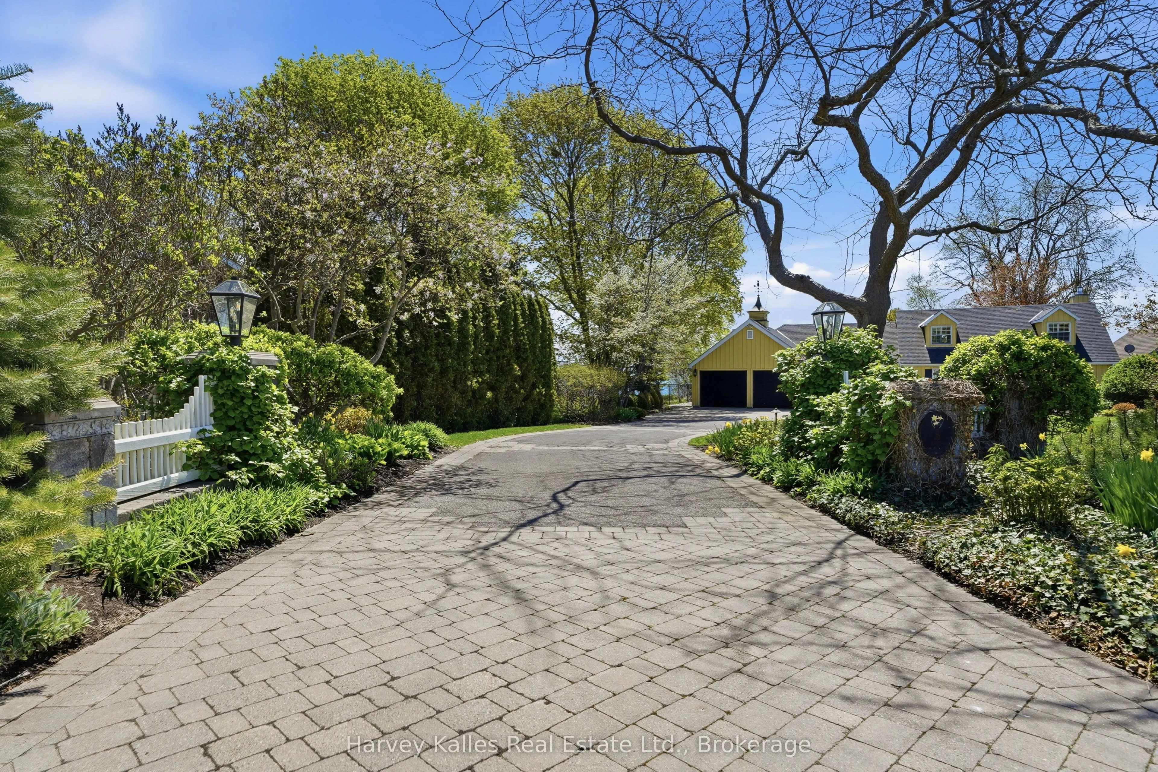 3 Skiff Cove Place