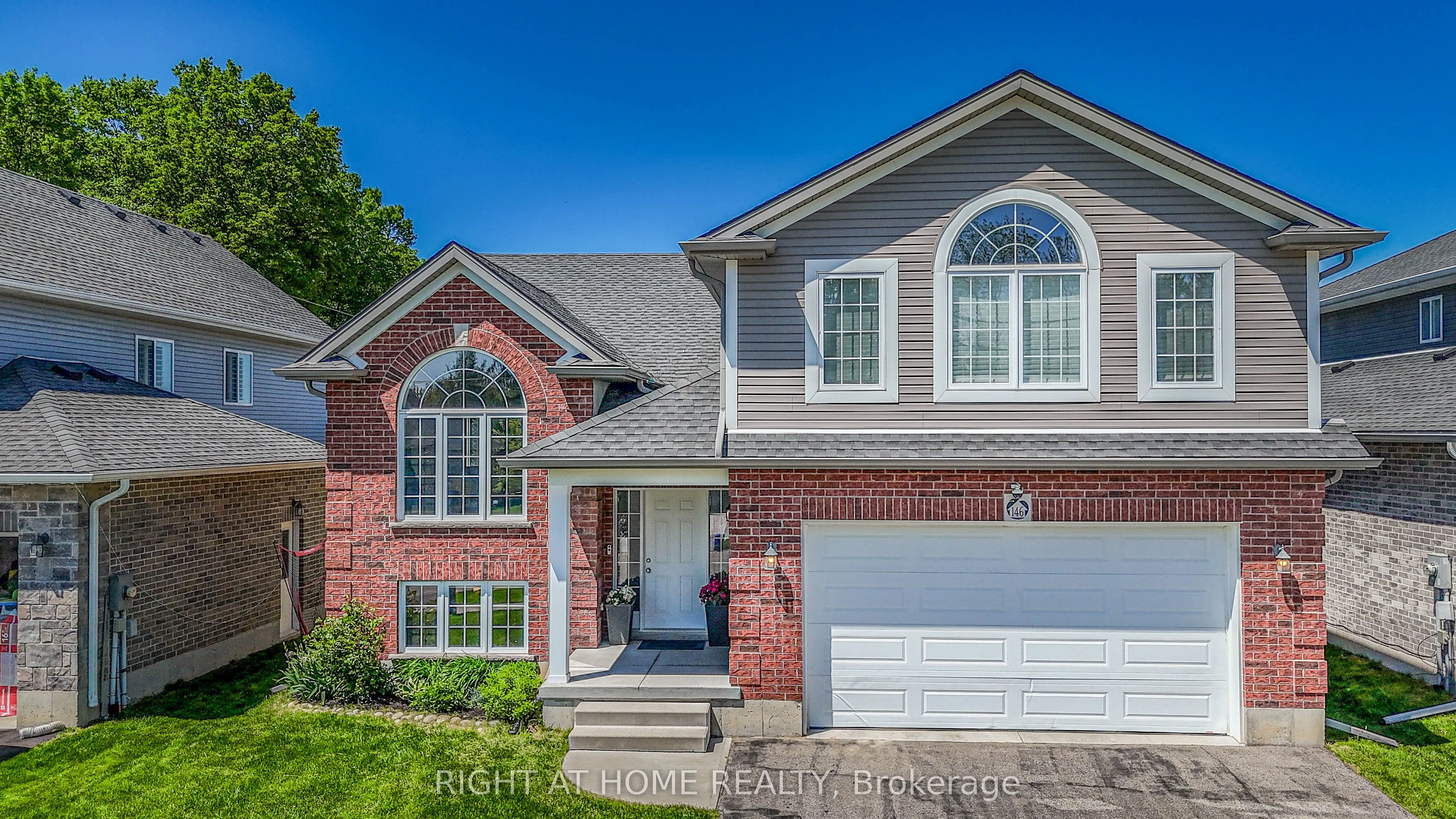 146 Jacob Street W