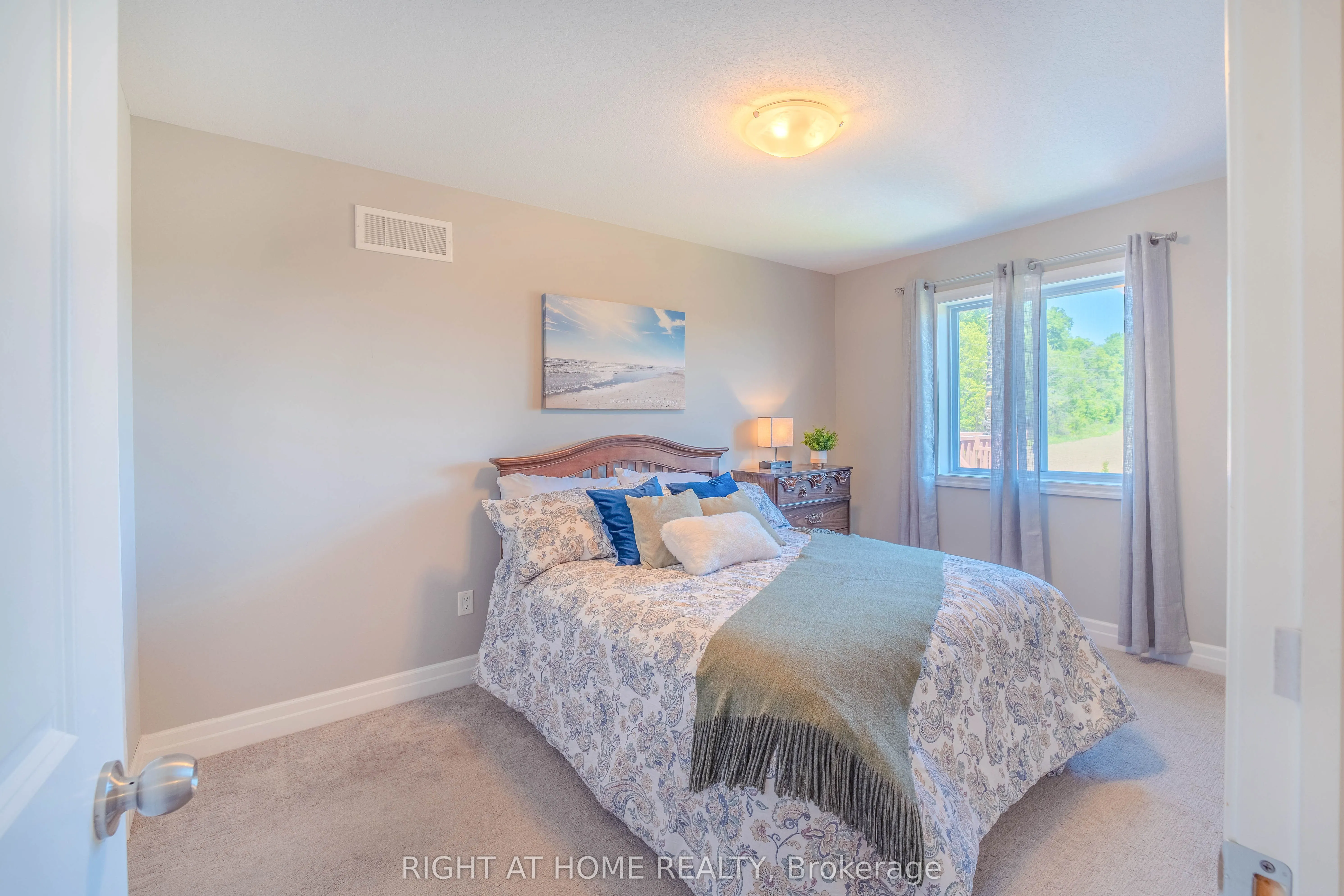146 Jacob Street W