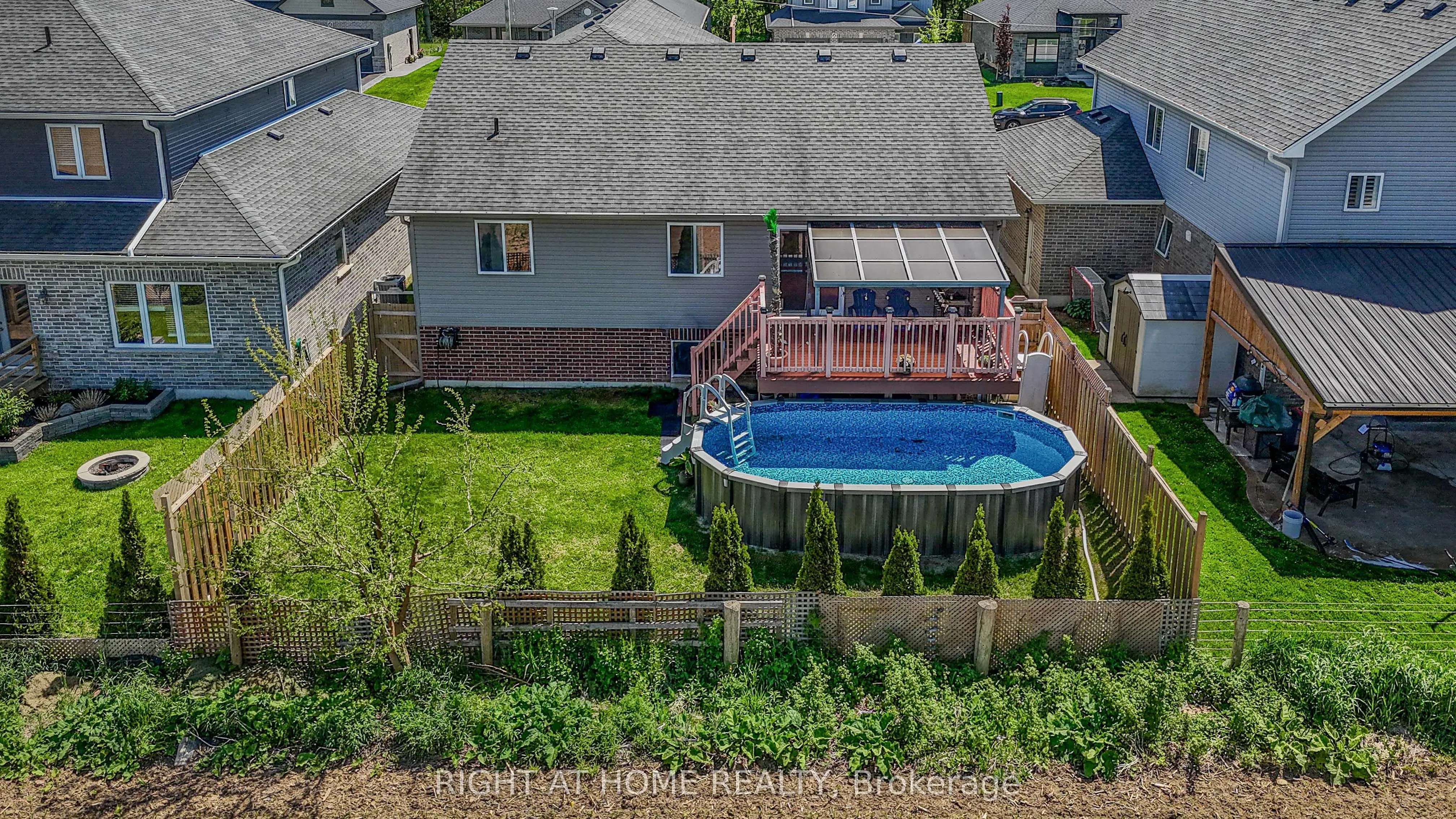 146 Jacob Street W