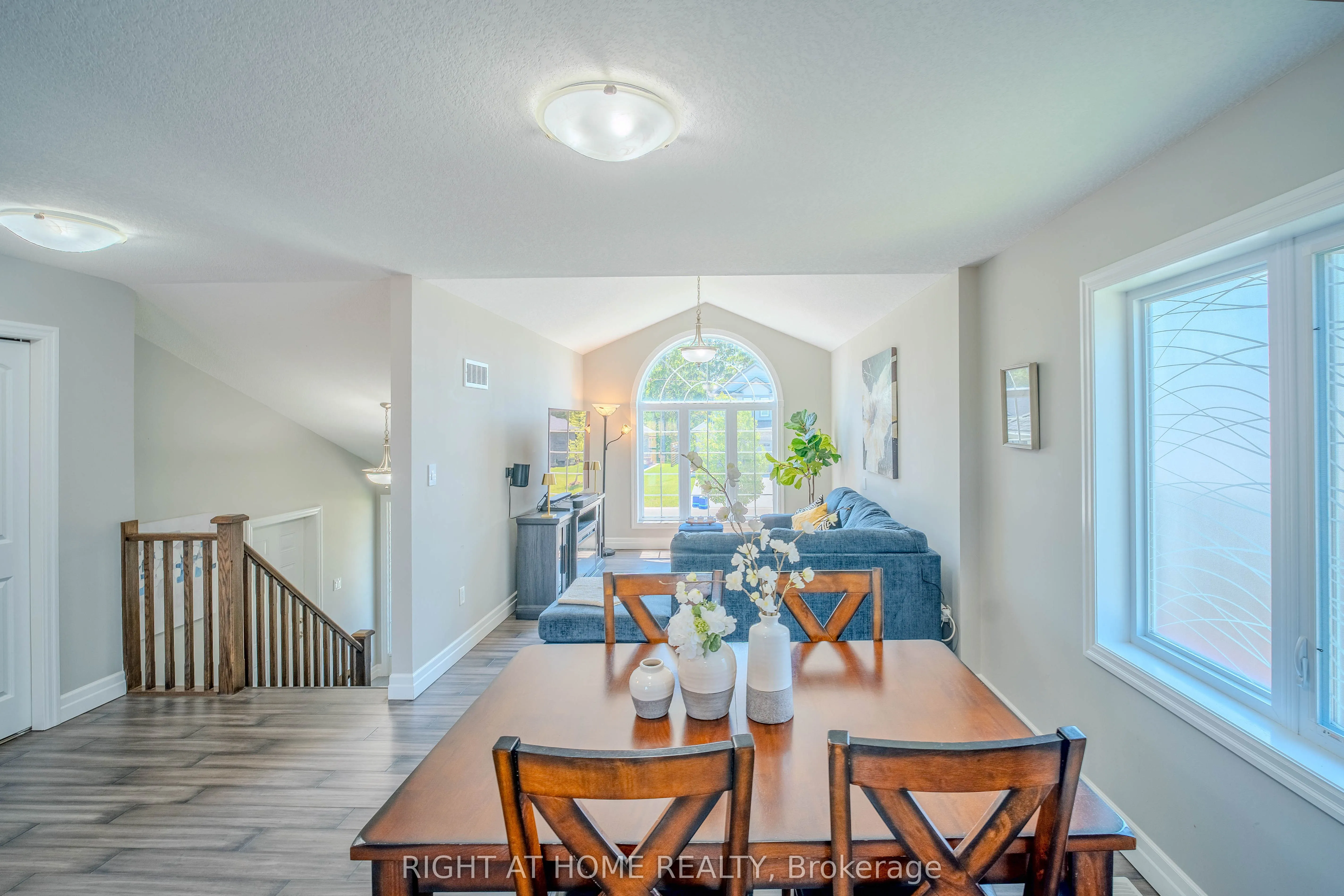 146 Jacob Street W