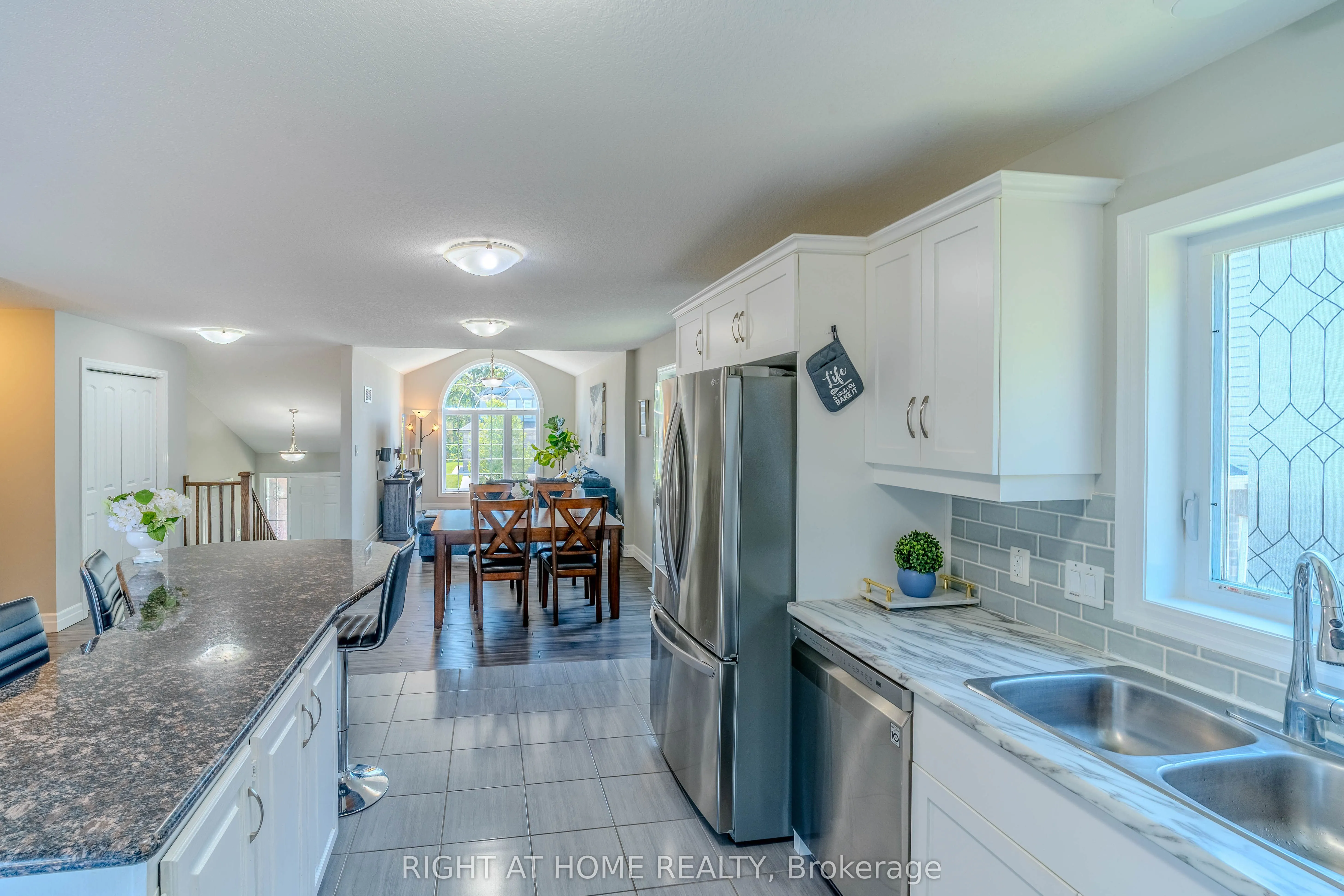 146 Jacob Street W