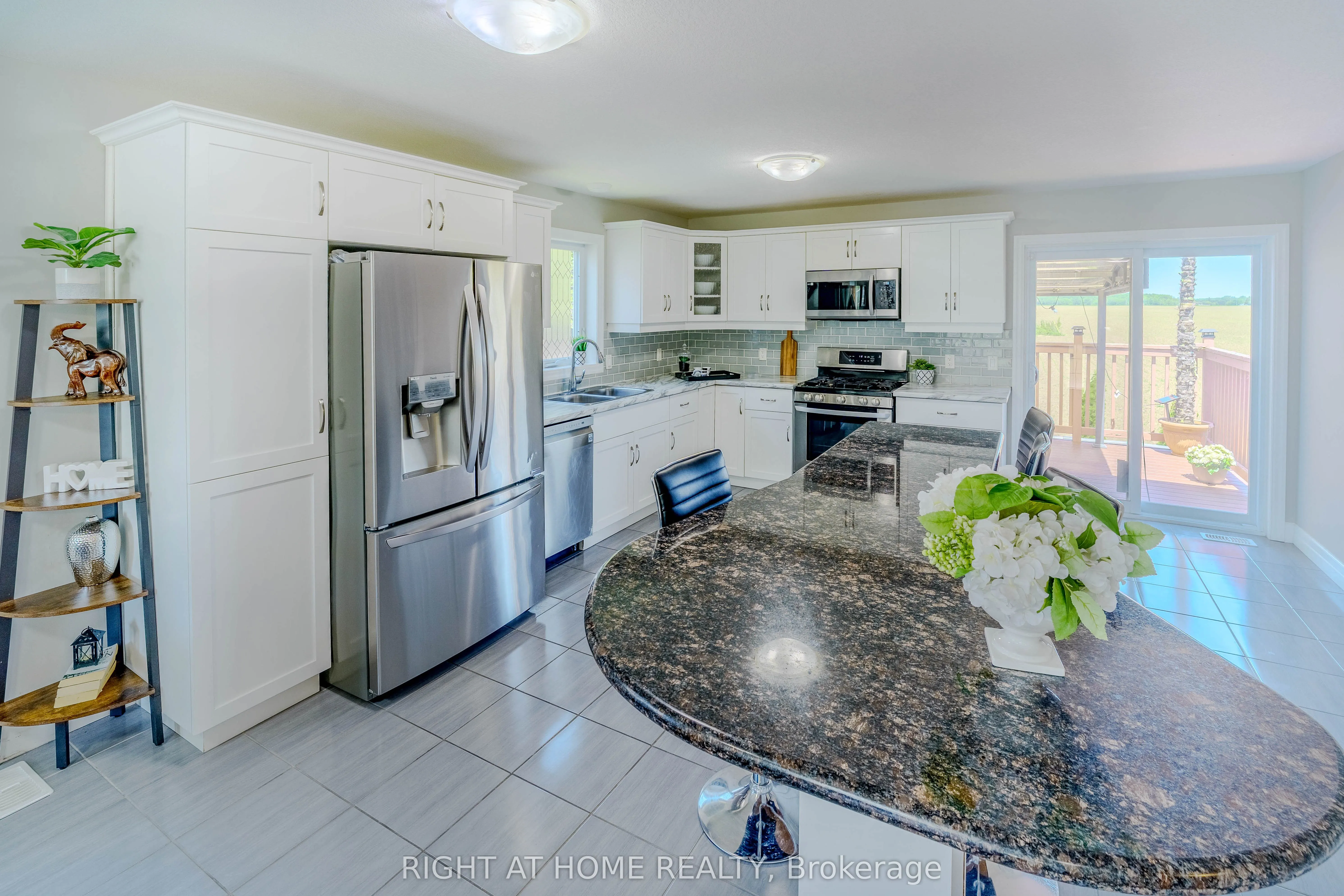 146 Jacob Street W