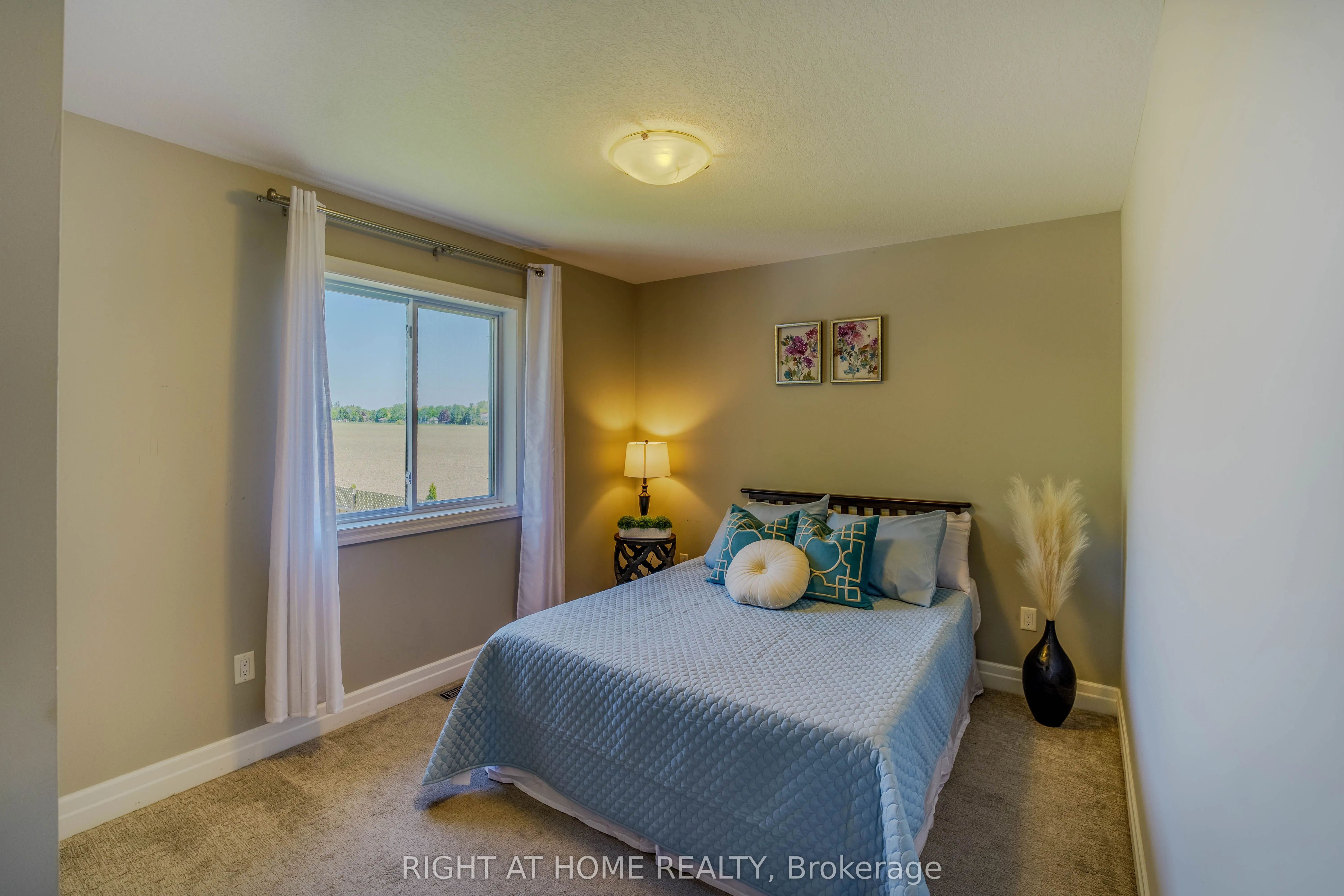 146 Jacob Street W