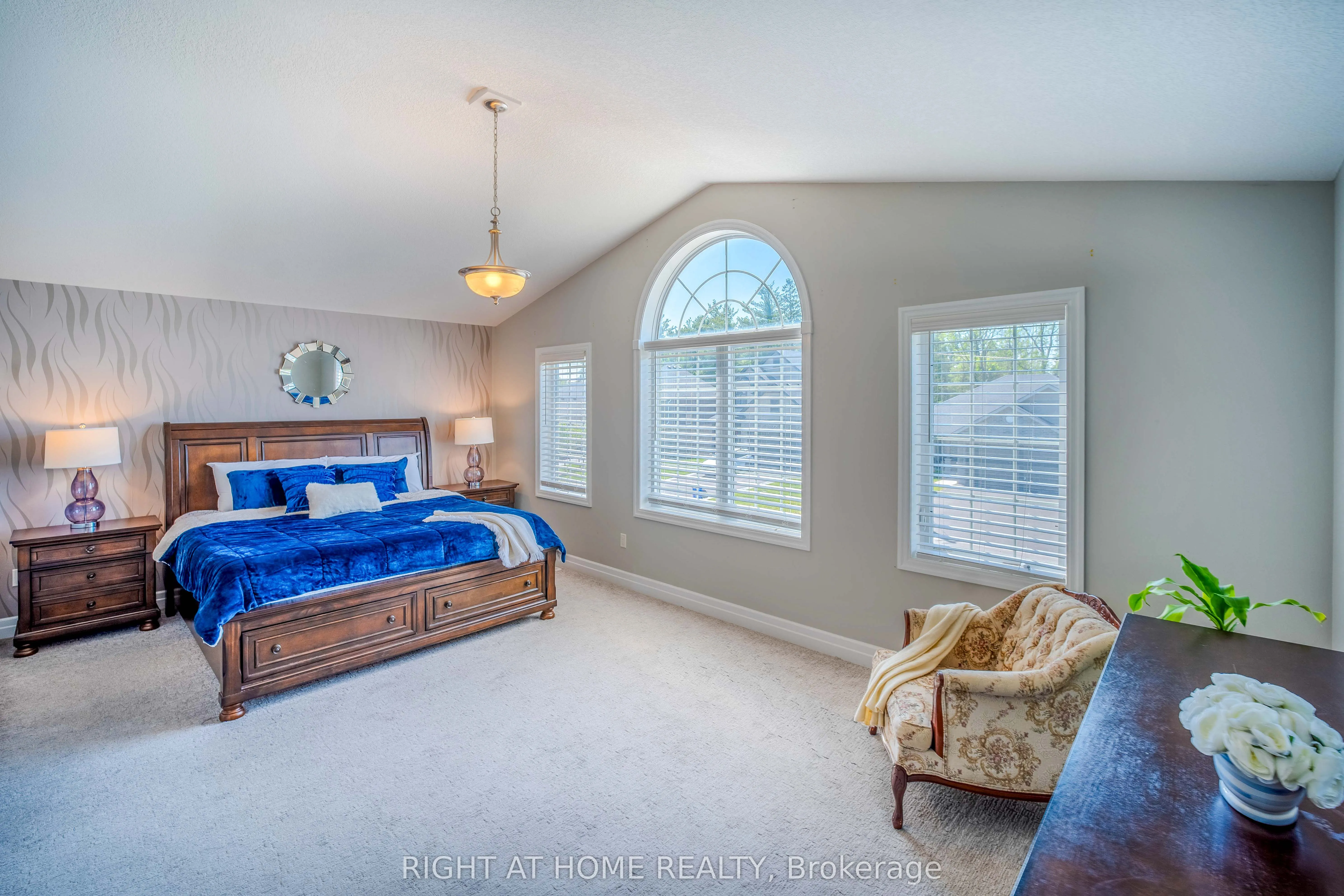 146 Jacob Street W