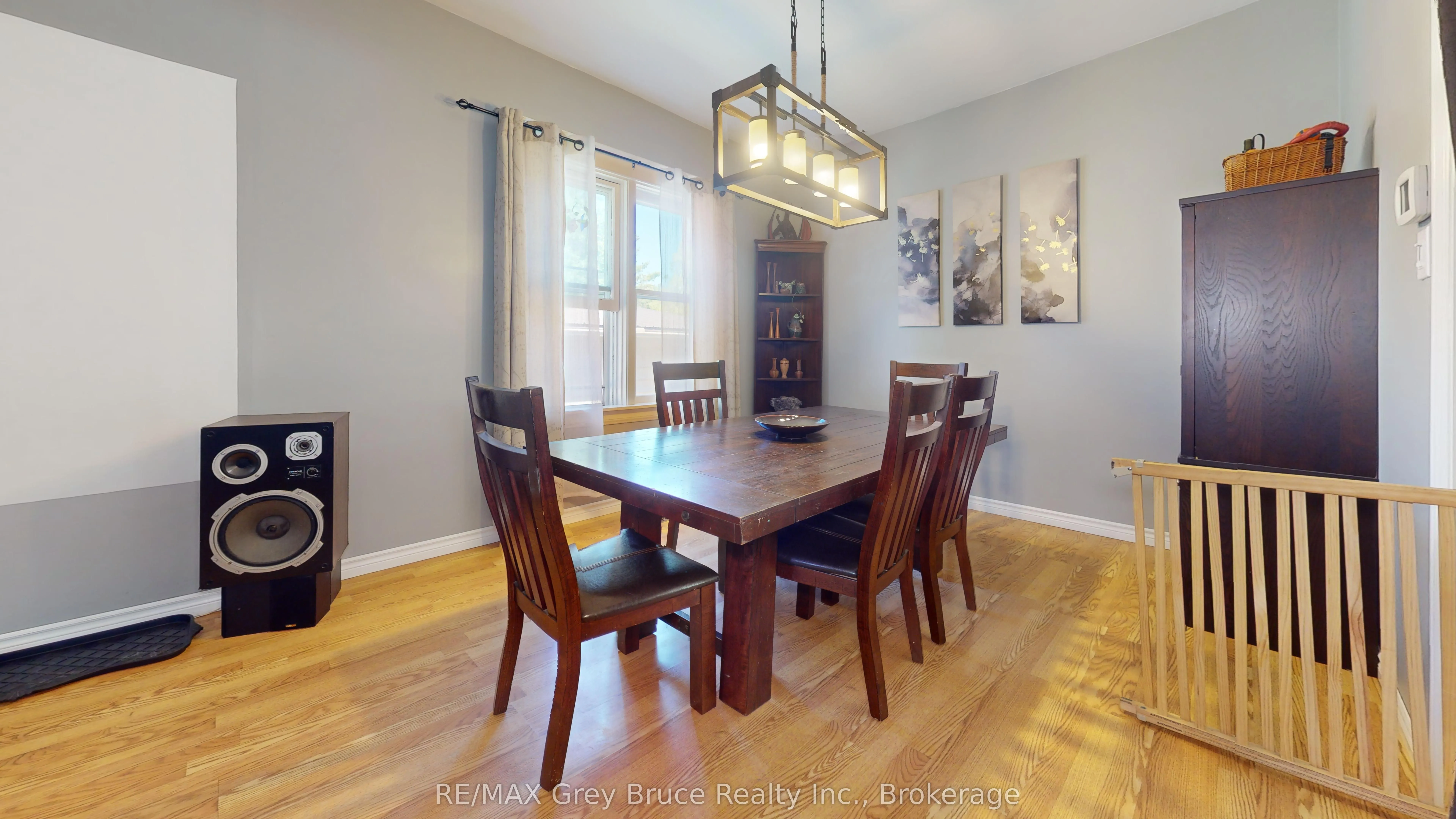 1427 5th "A" Avenue W
