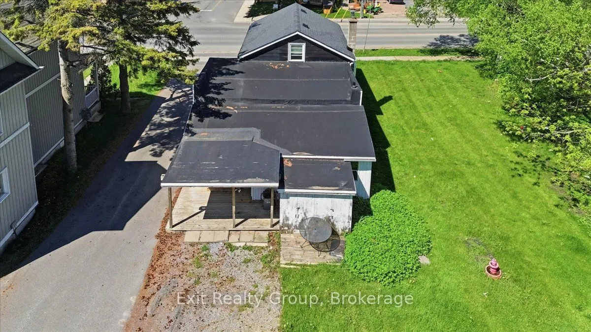 27 Young Street