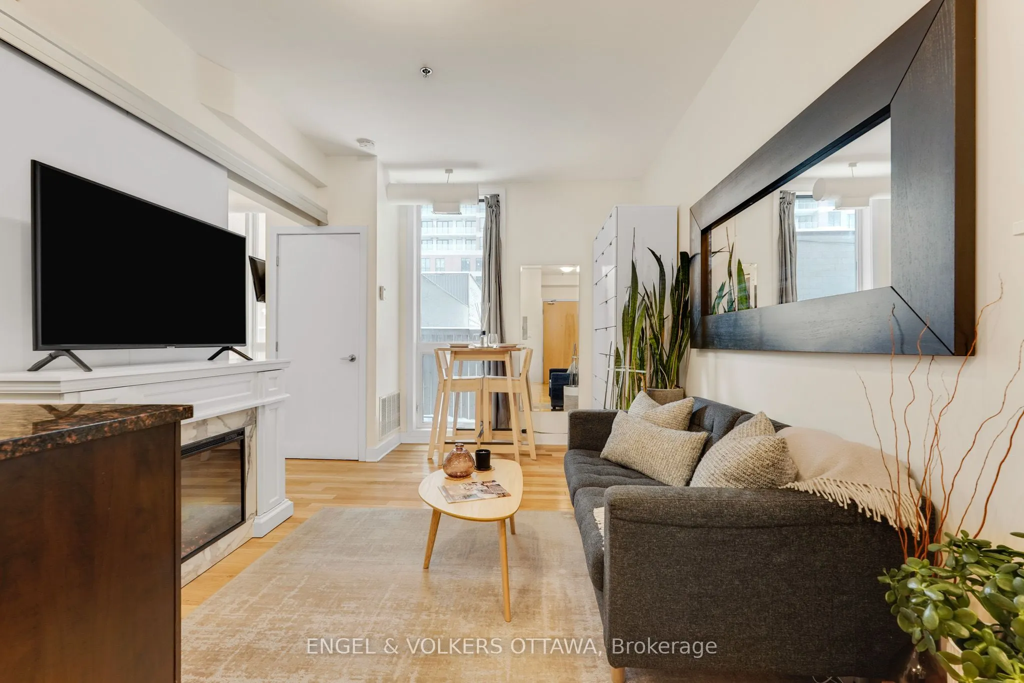 360 Cumberland Street #104