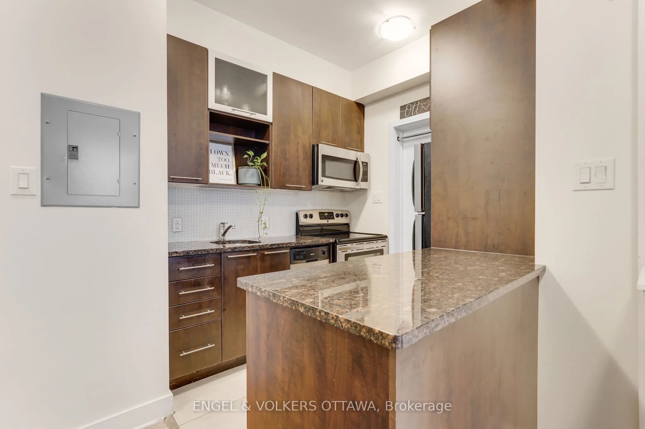 360 Cumberland Street #104