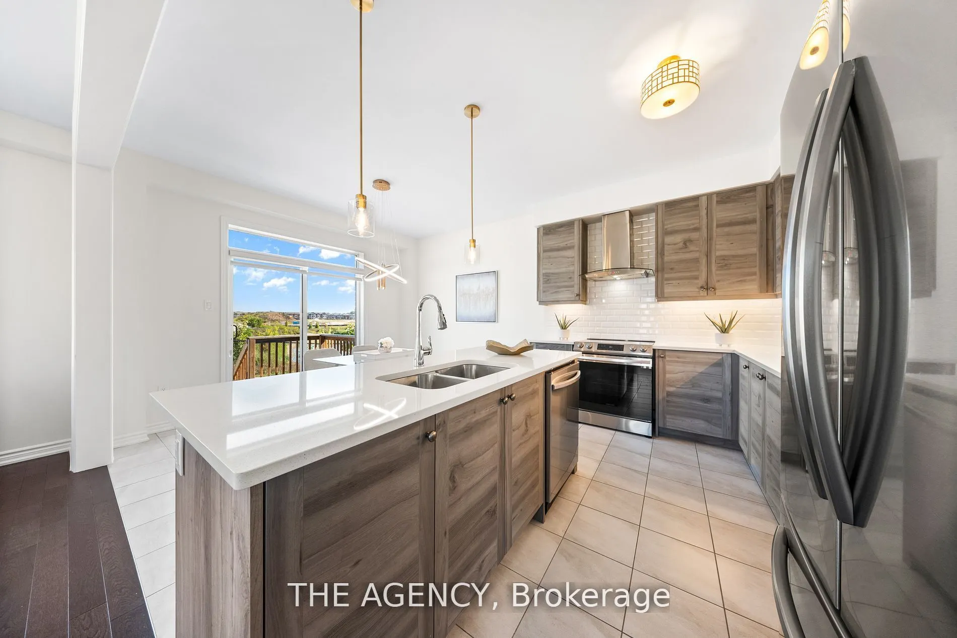 1 Bee Crescent