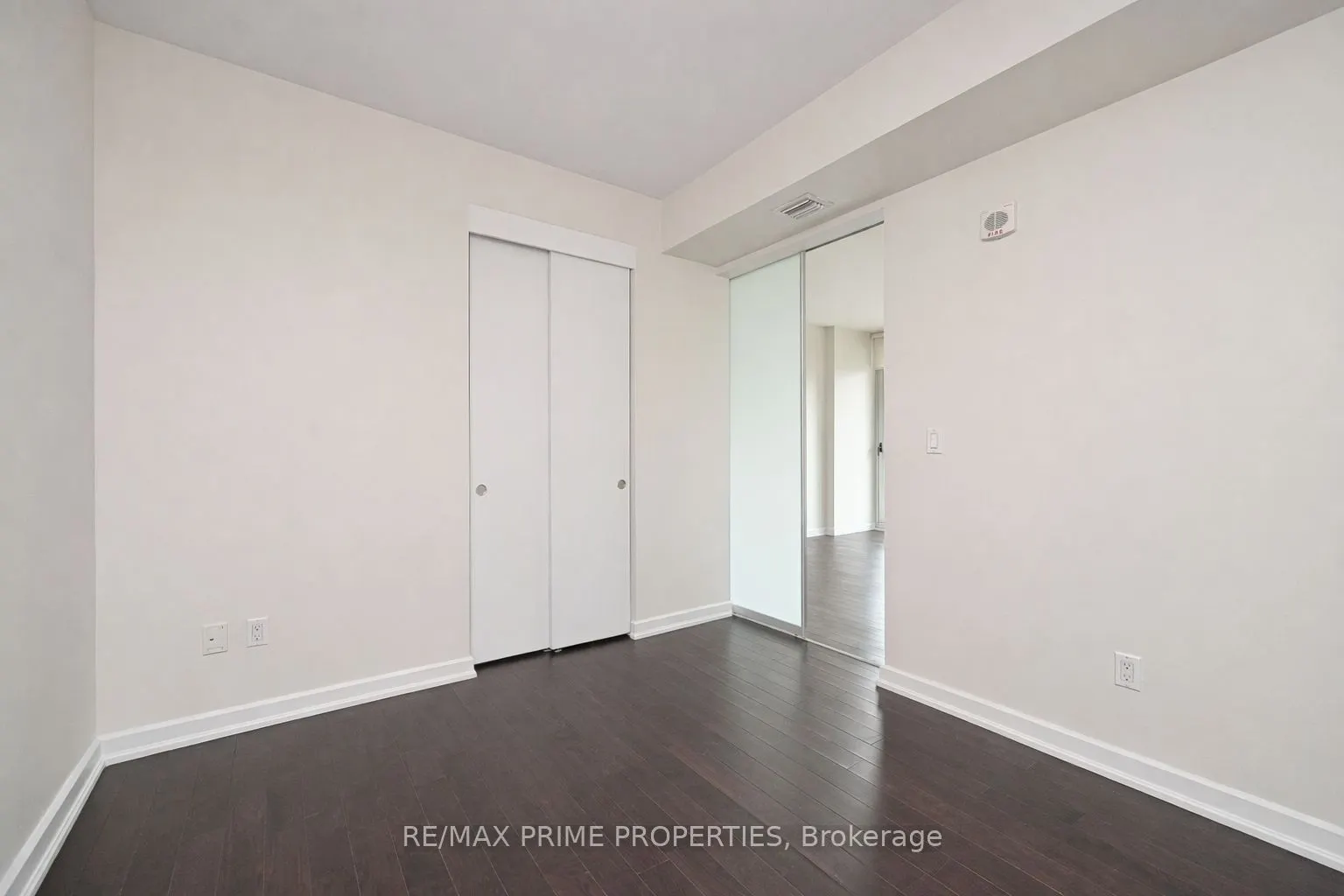 300 Lisgar Street #506