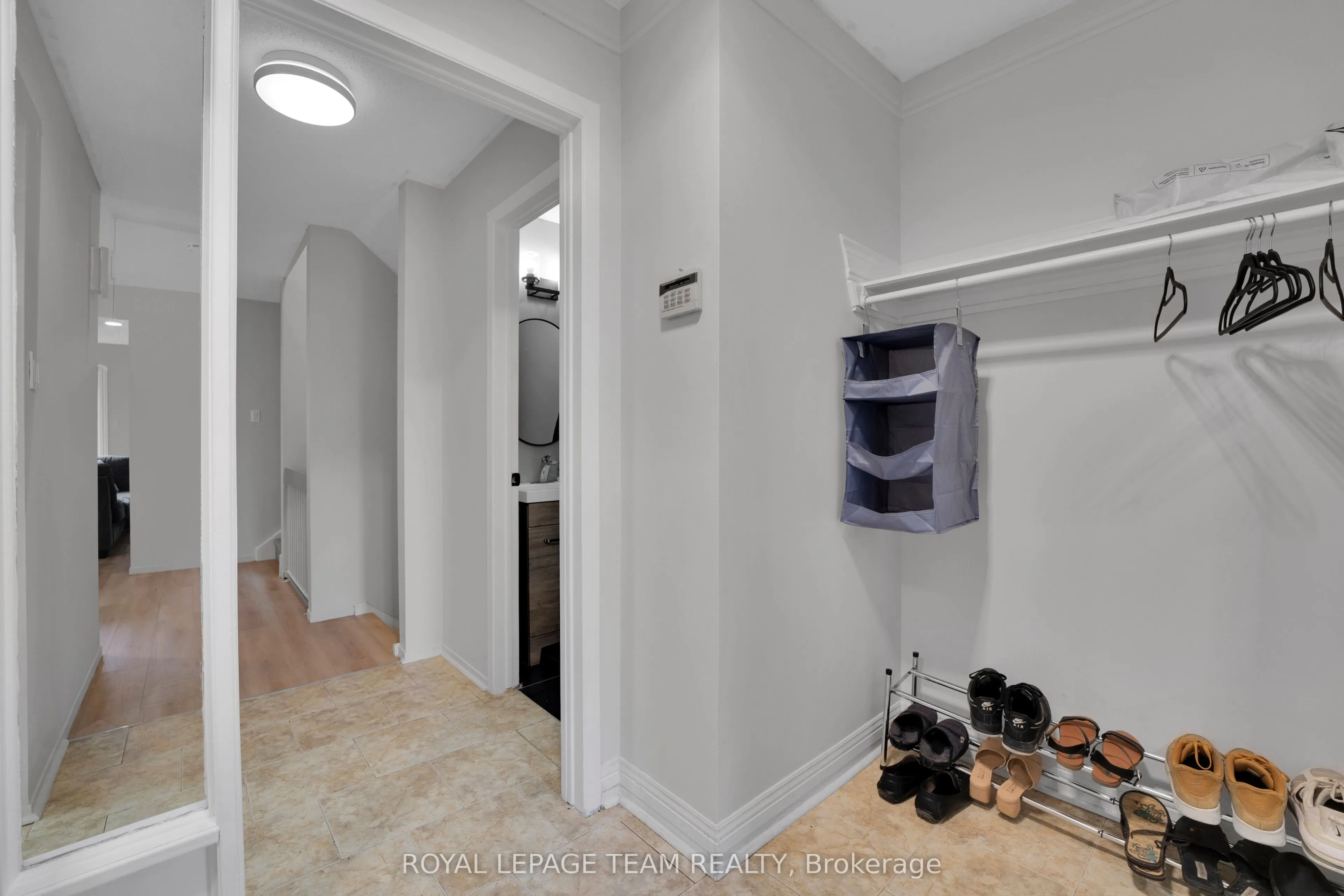 282 Dalehurst Drive #282C