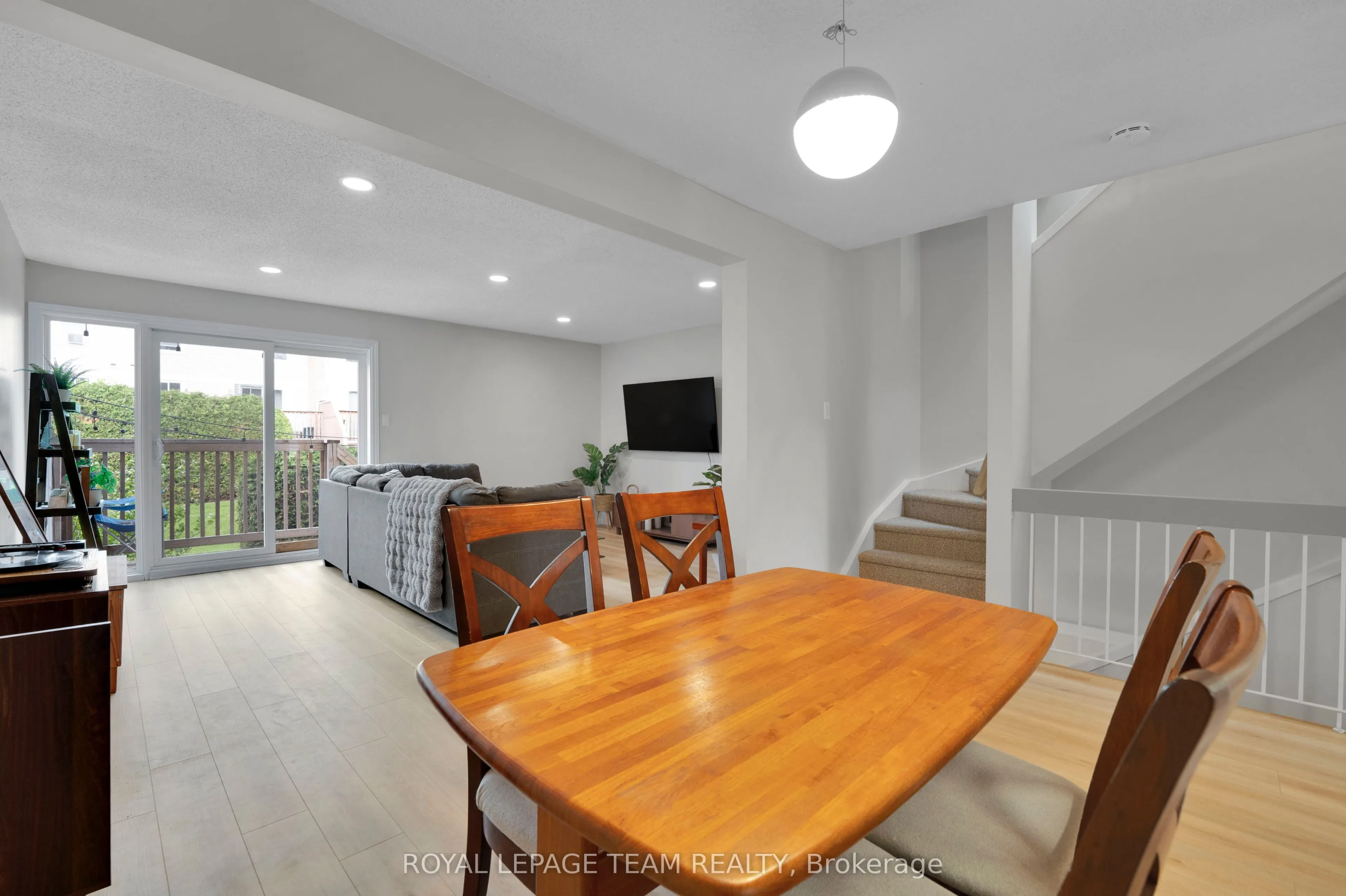 282 Dalehurst Drive #282C