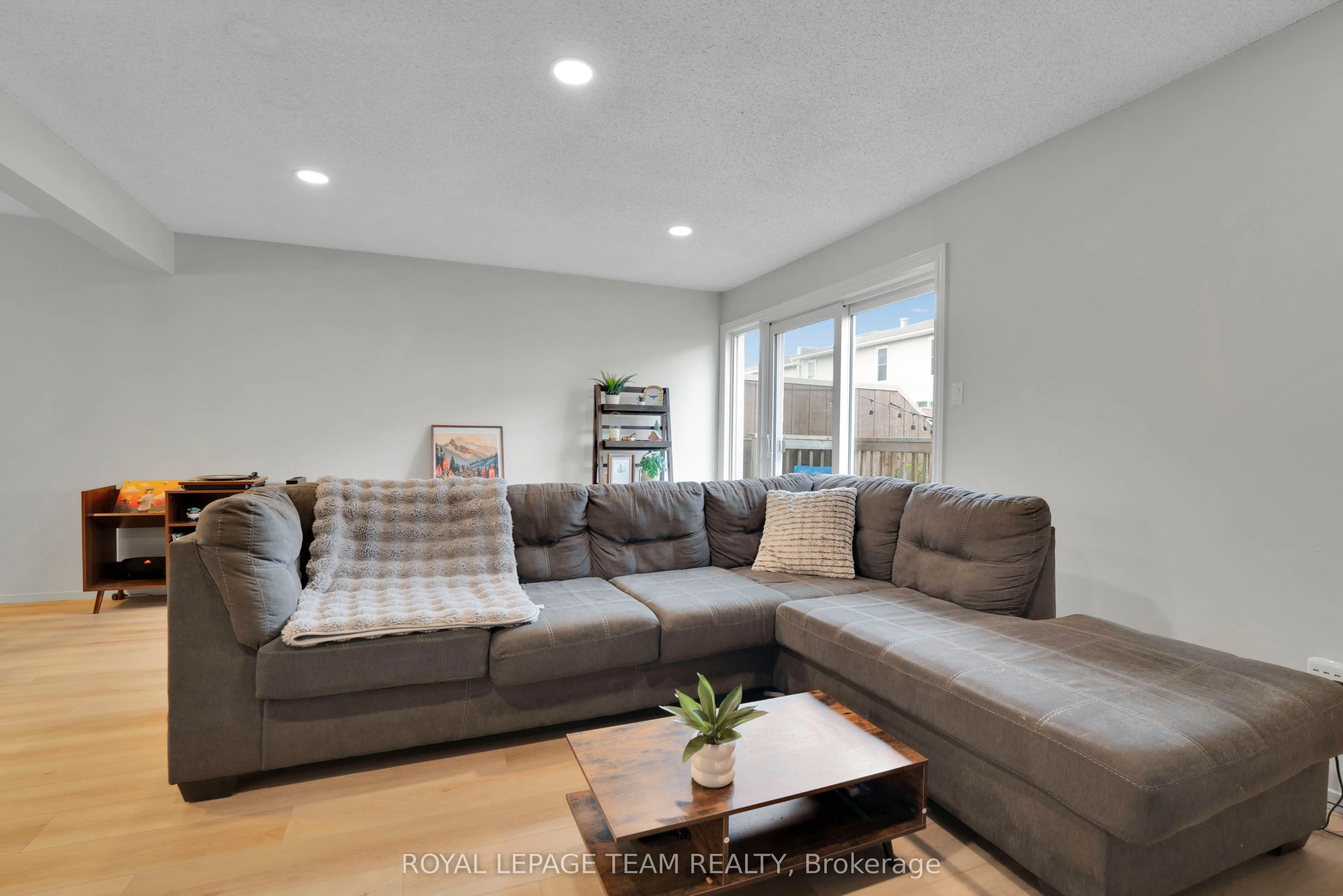 282 Dalehurst Drive #282C