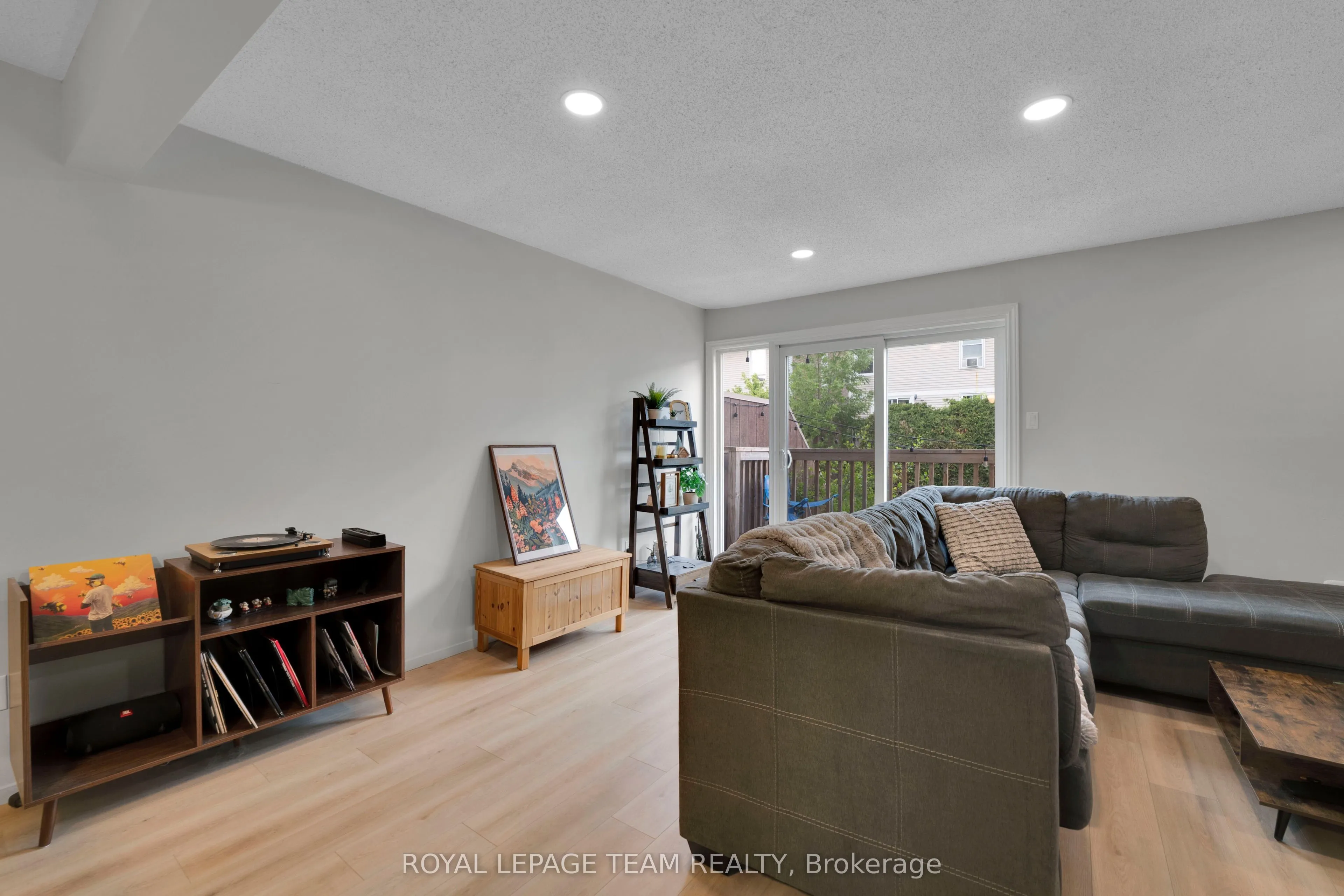 282 Dalehurst Drive #282C