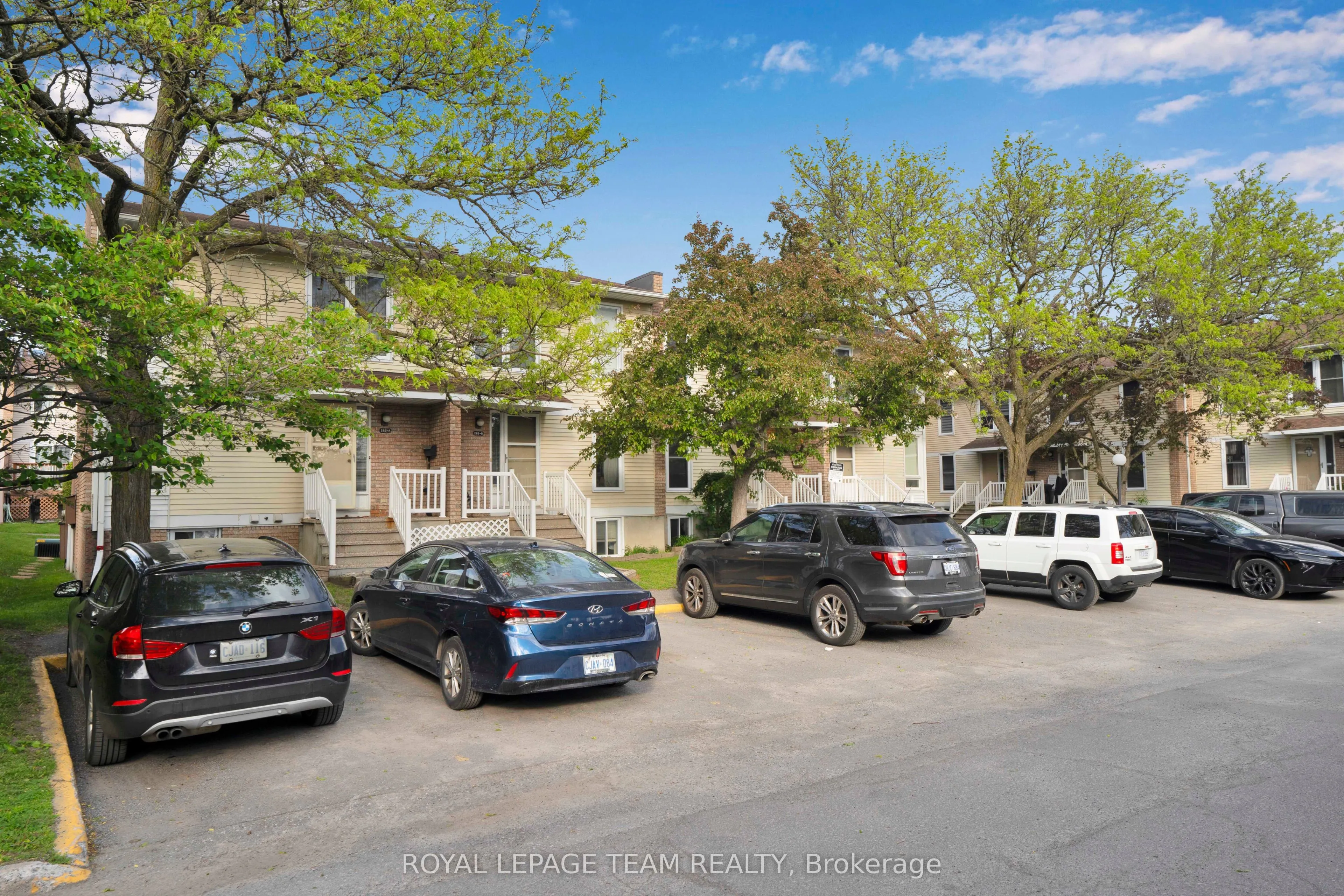 282 Dalehurst Drive #282C