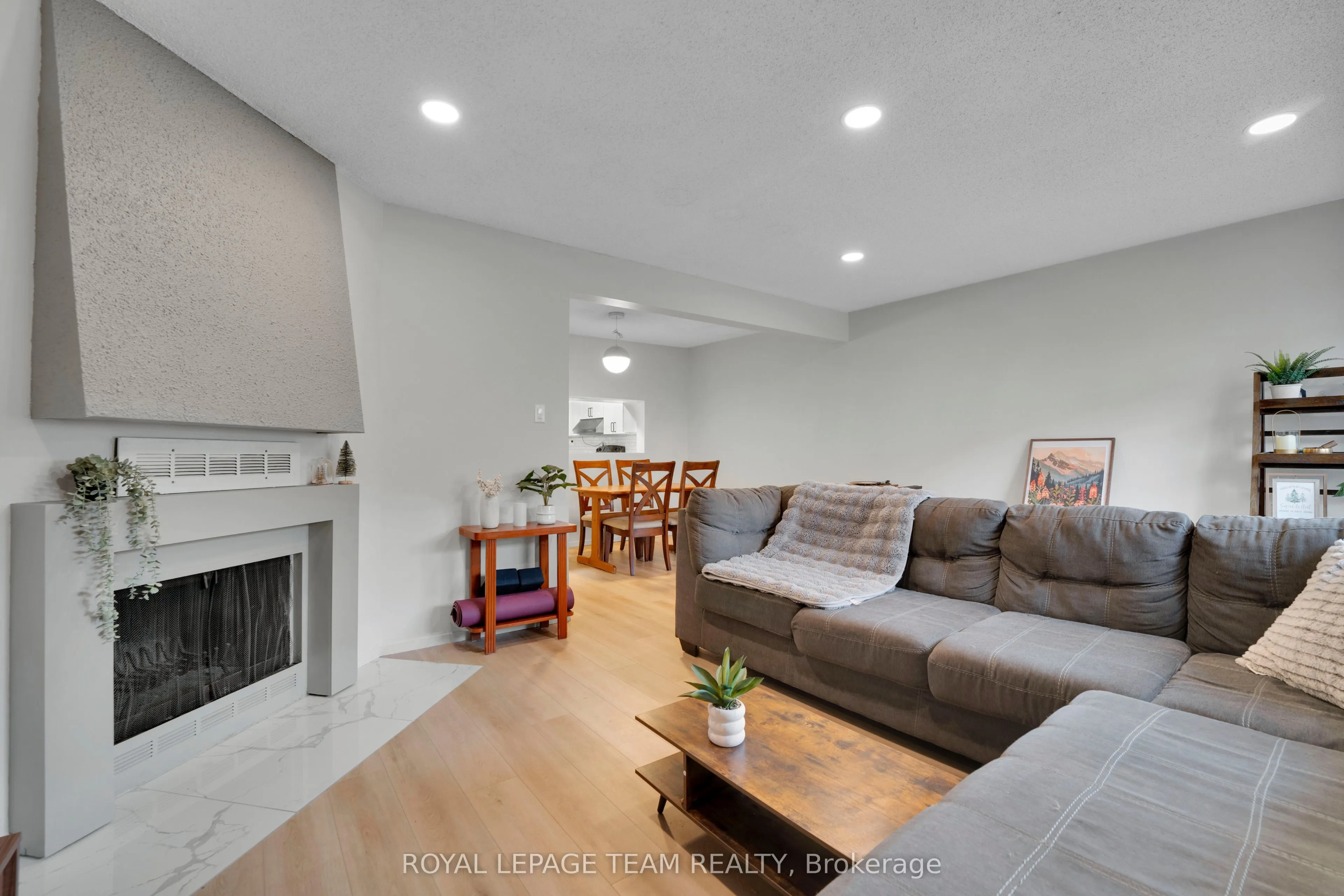 282 Dalehurst Drive #282C