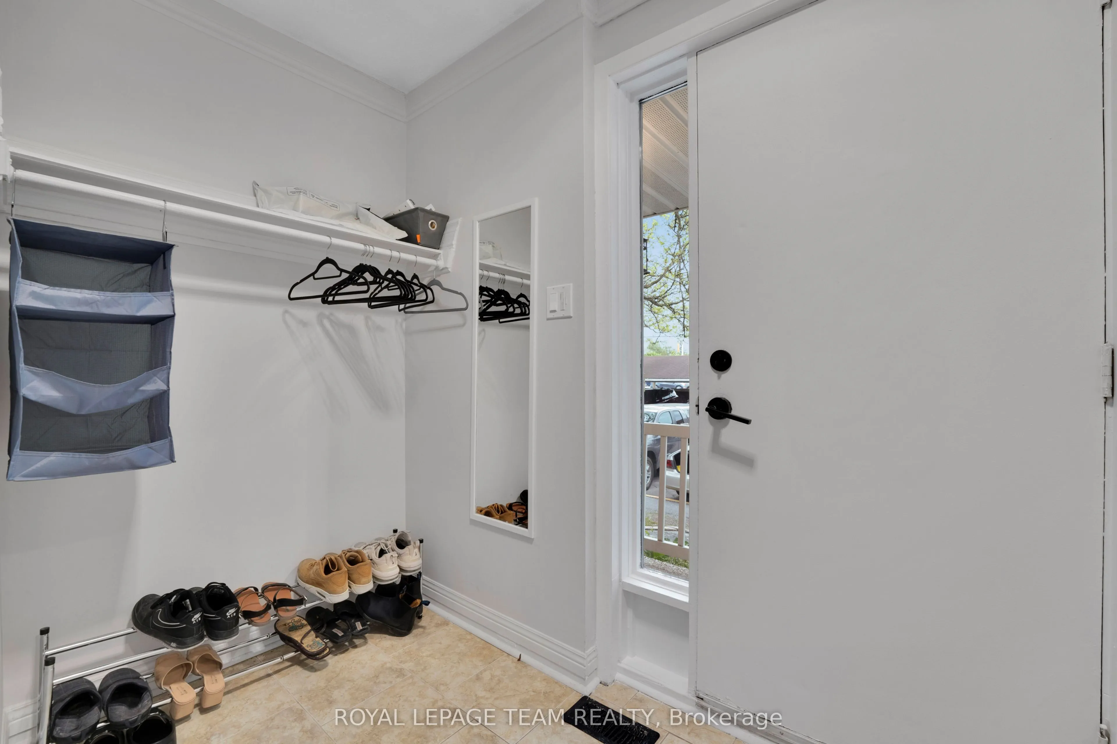 282 Dalehurst Drive #282C