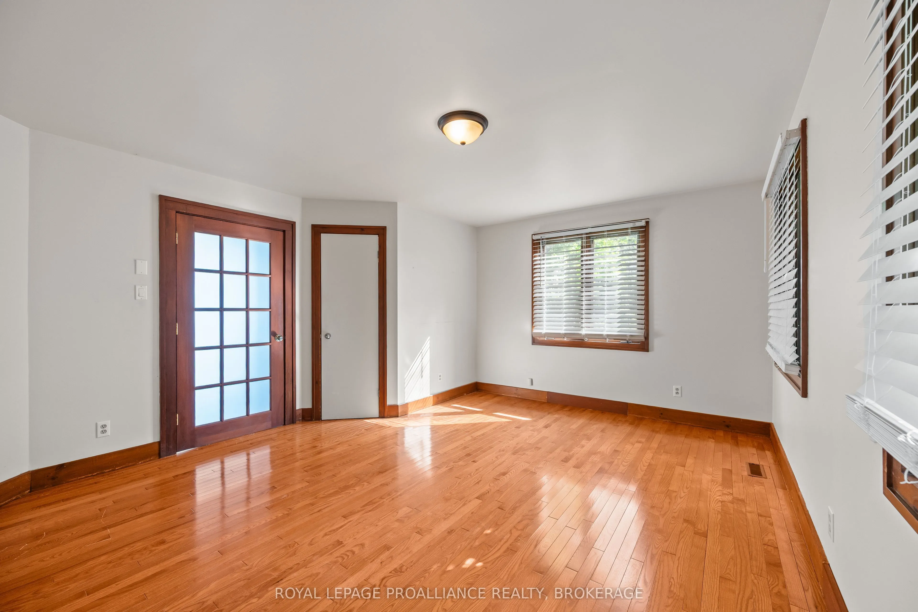 20 Riverside Drive