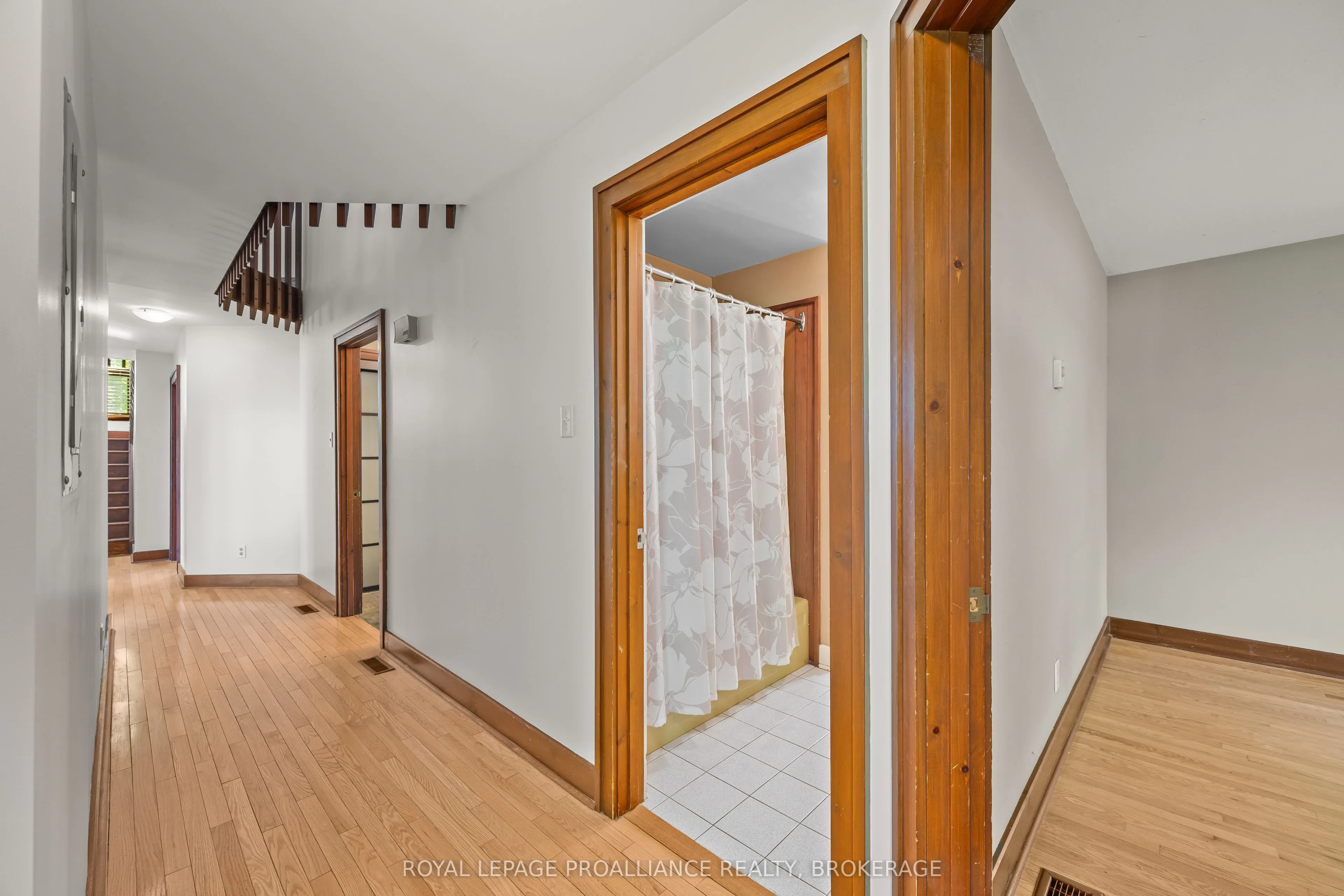 20 Riverside Drive