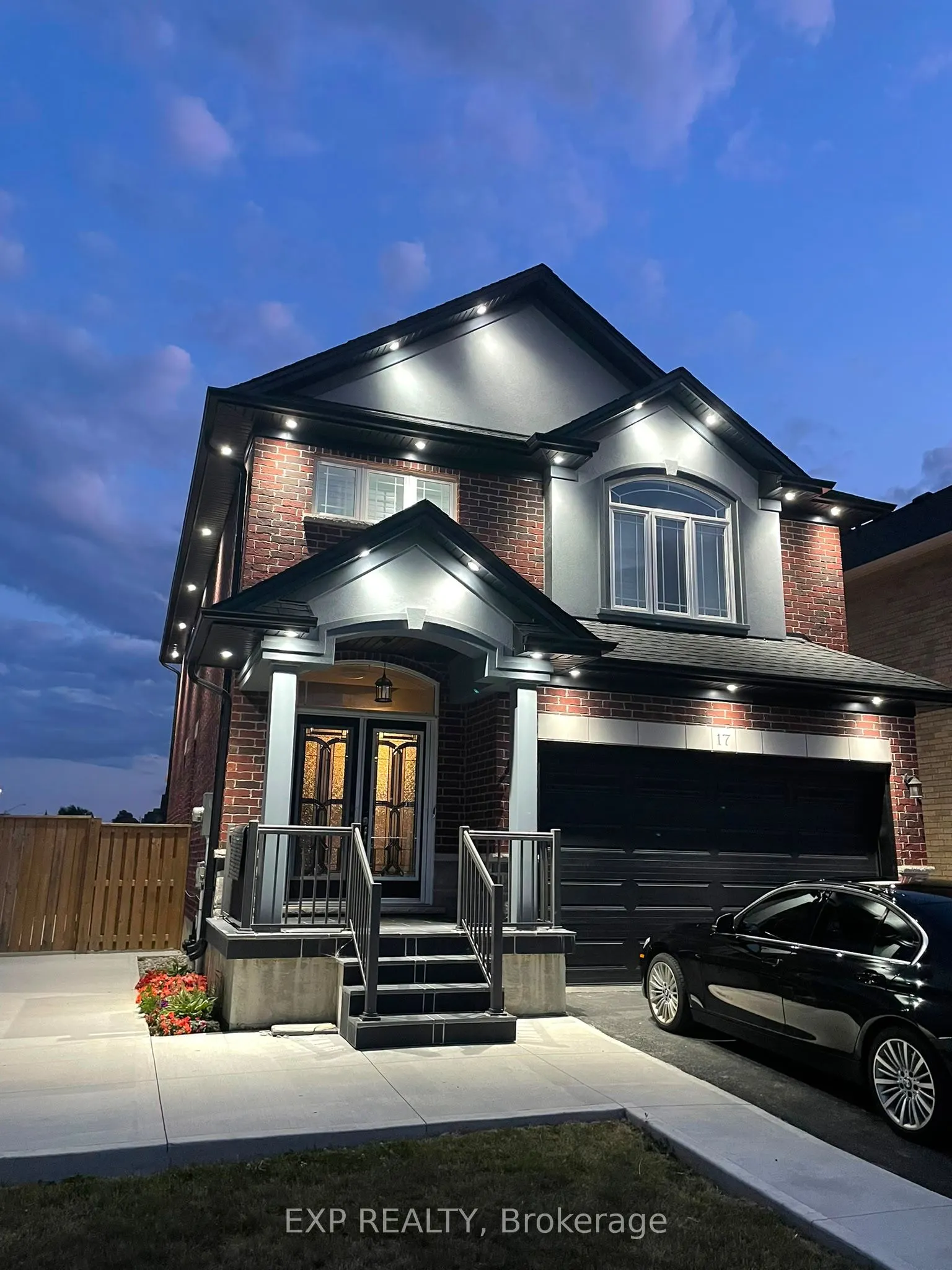 17 Narbonne Crescent