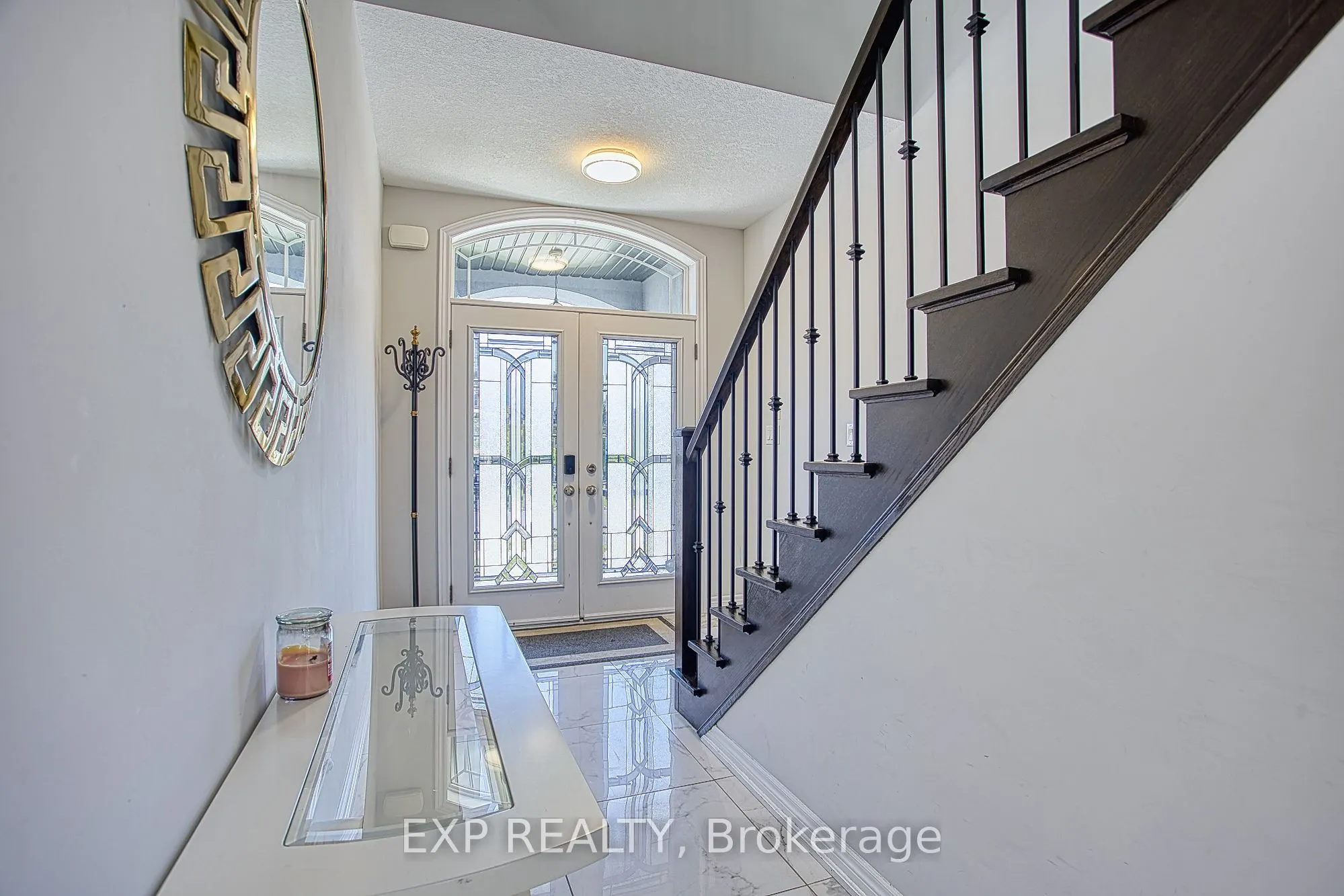 17 Narbonne Crescent