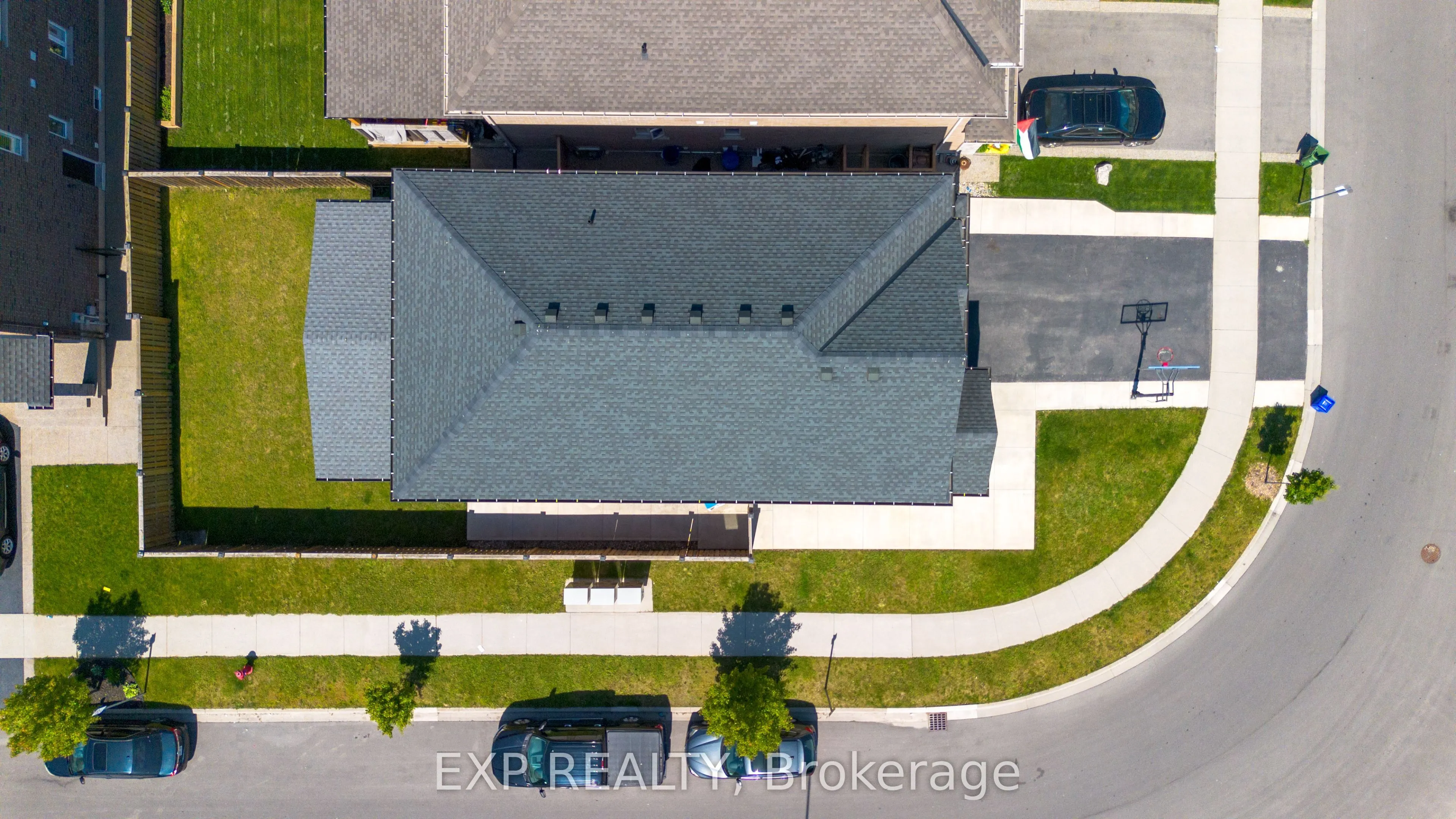 17 Narbonne Crescent