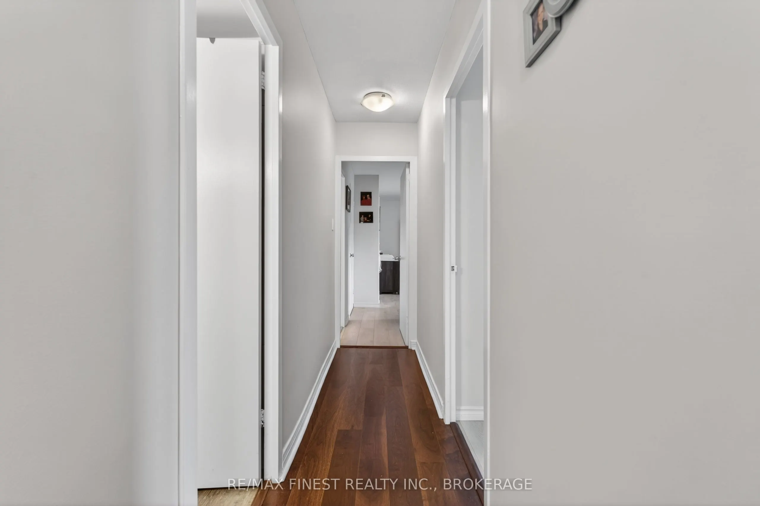 2 Mowat Avenue #206