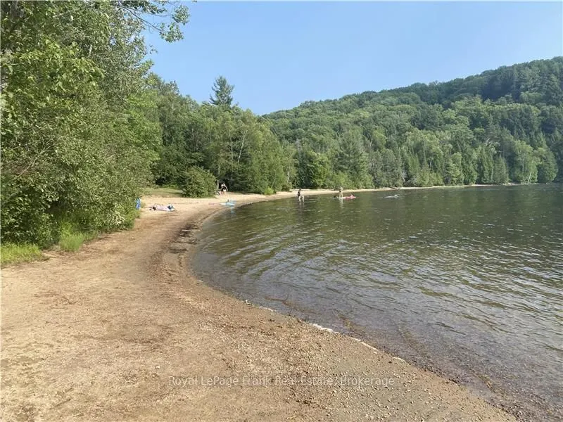 595 Old Diamond Lake Road
