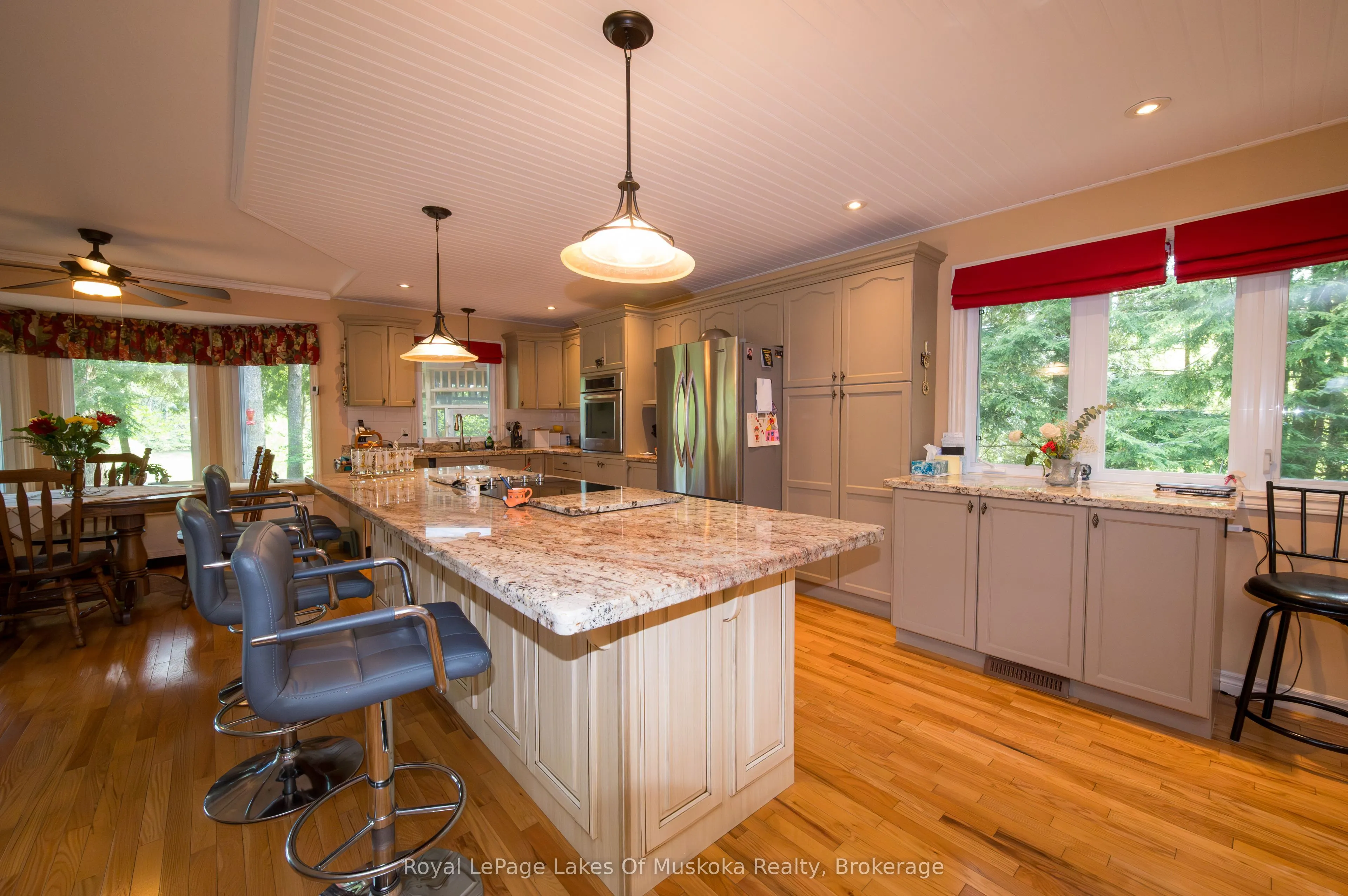 20 Deerhurst Highlands Drive