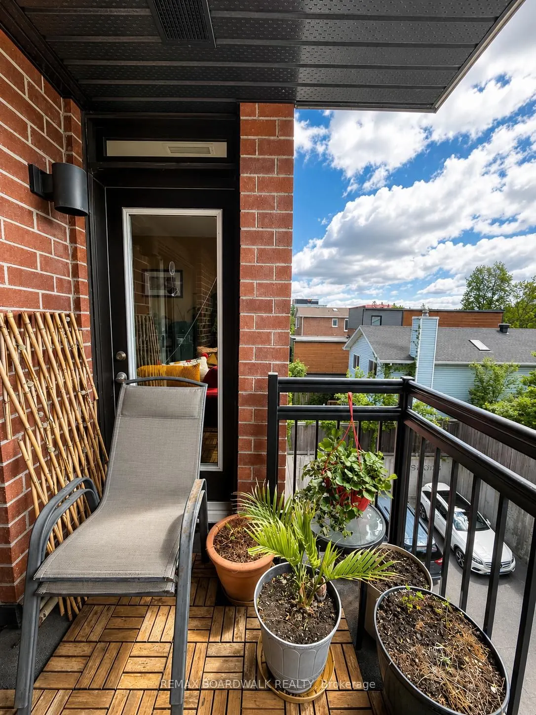323 winona Avenue #306
