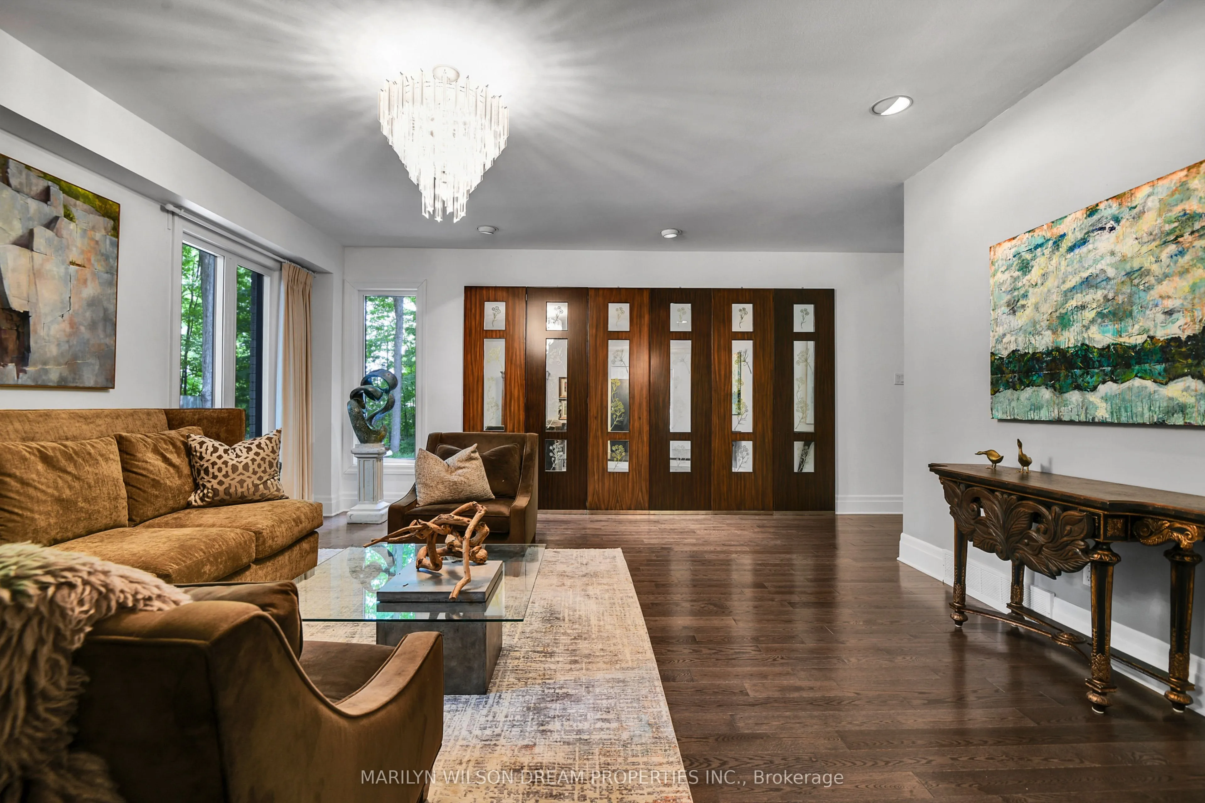 11 Burrows Road