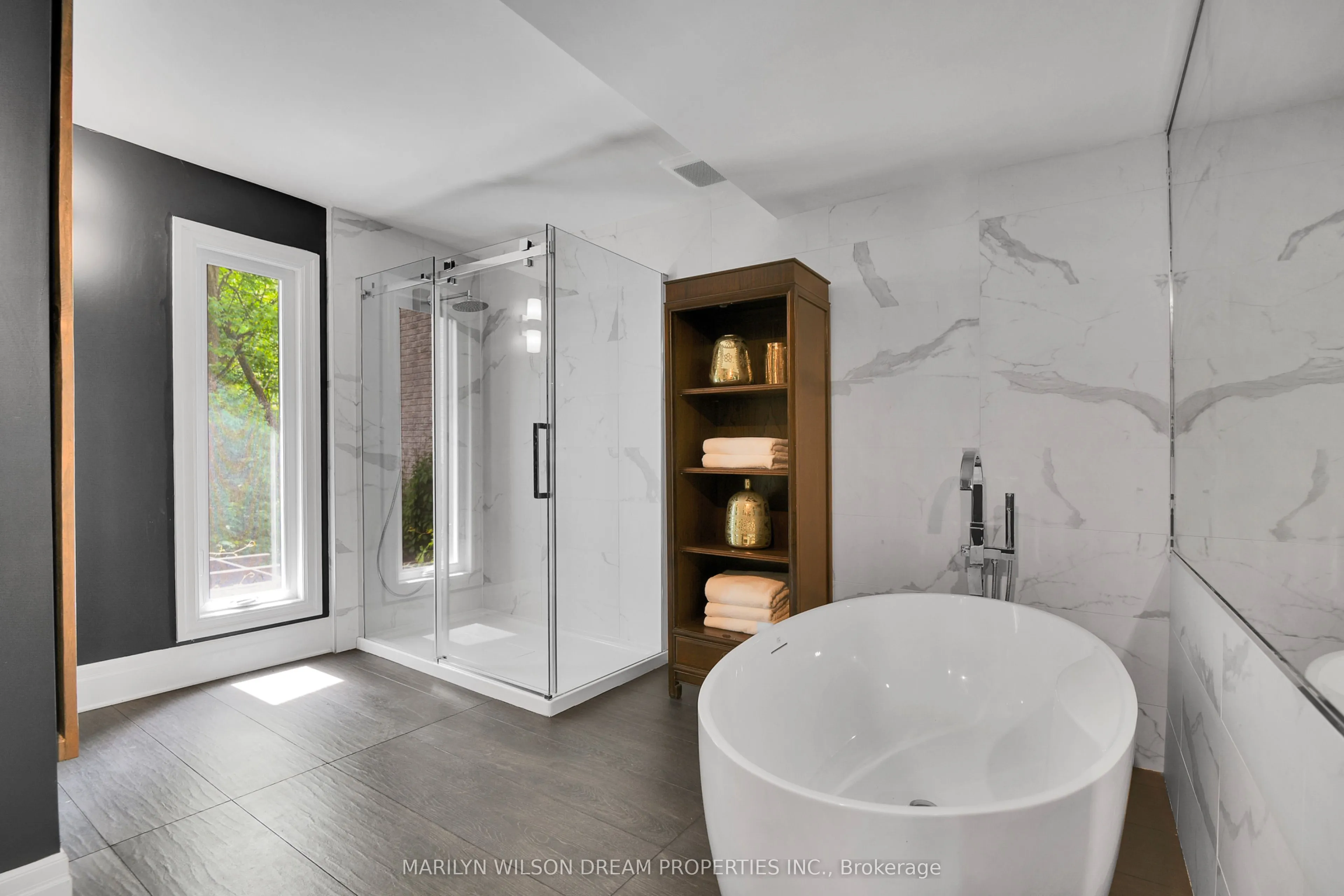 11 Burrows Road
