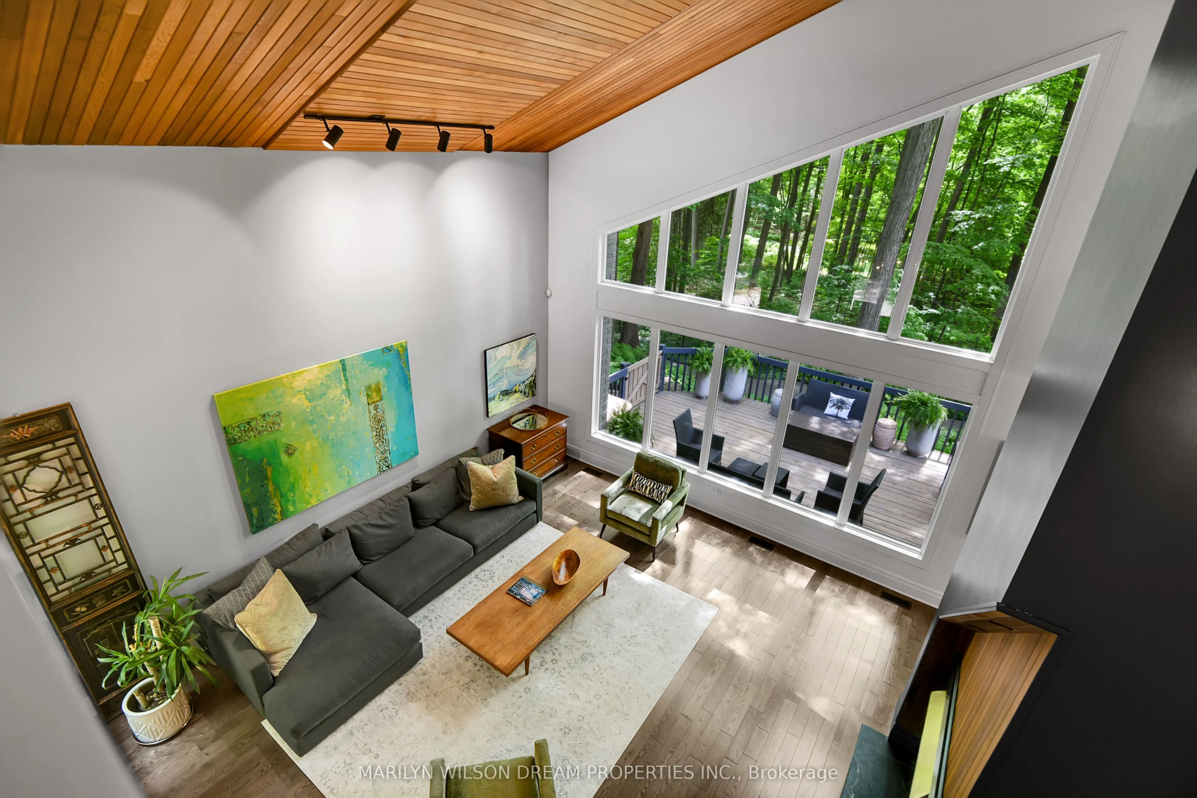 11 Burrows Road