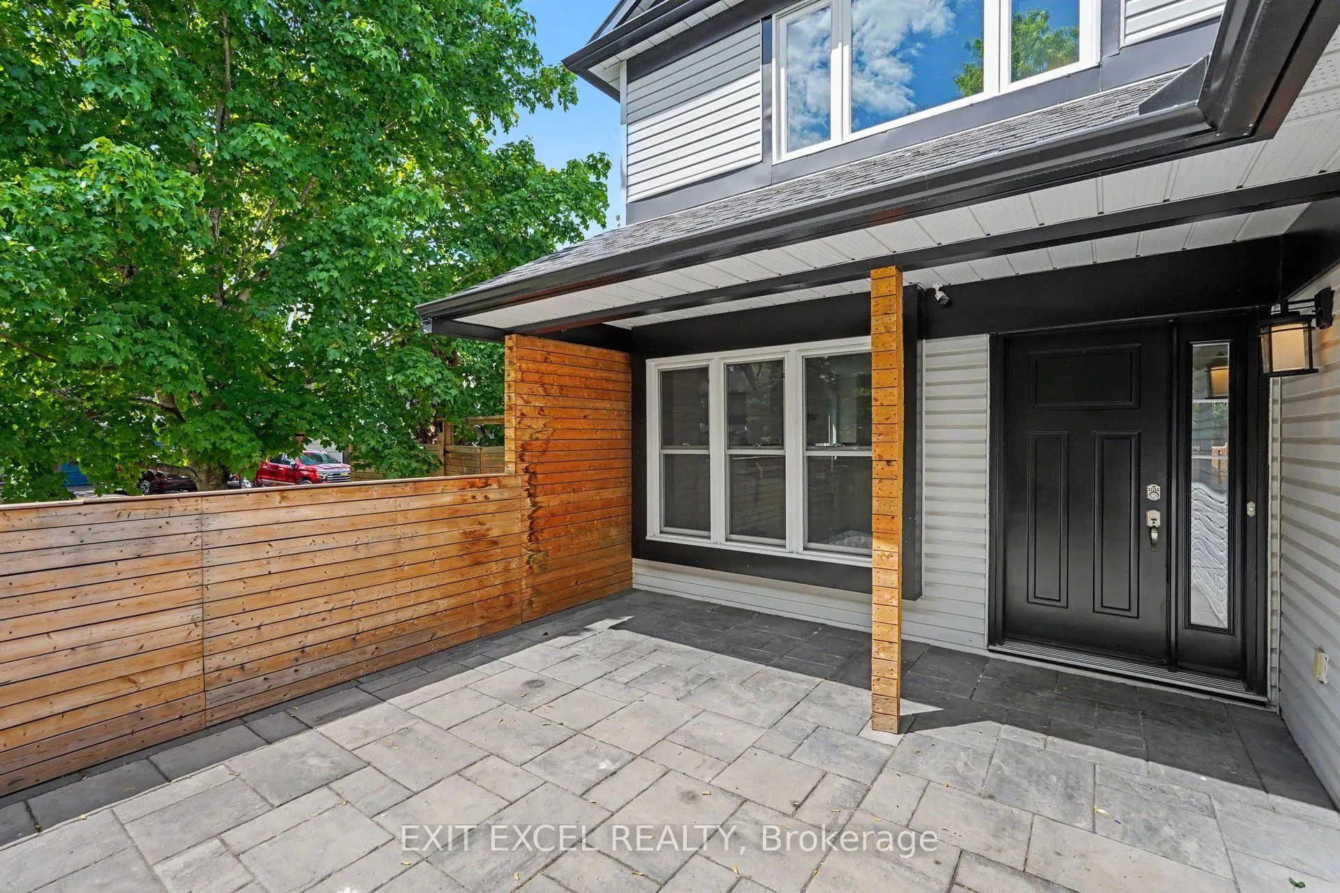 16 Lima Way