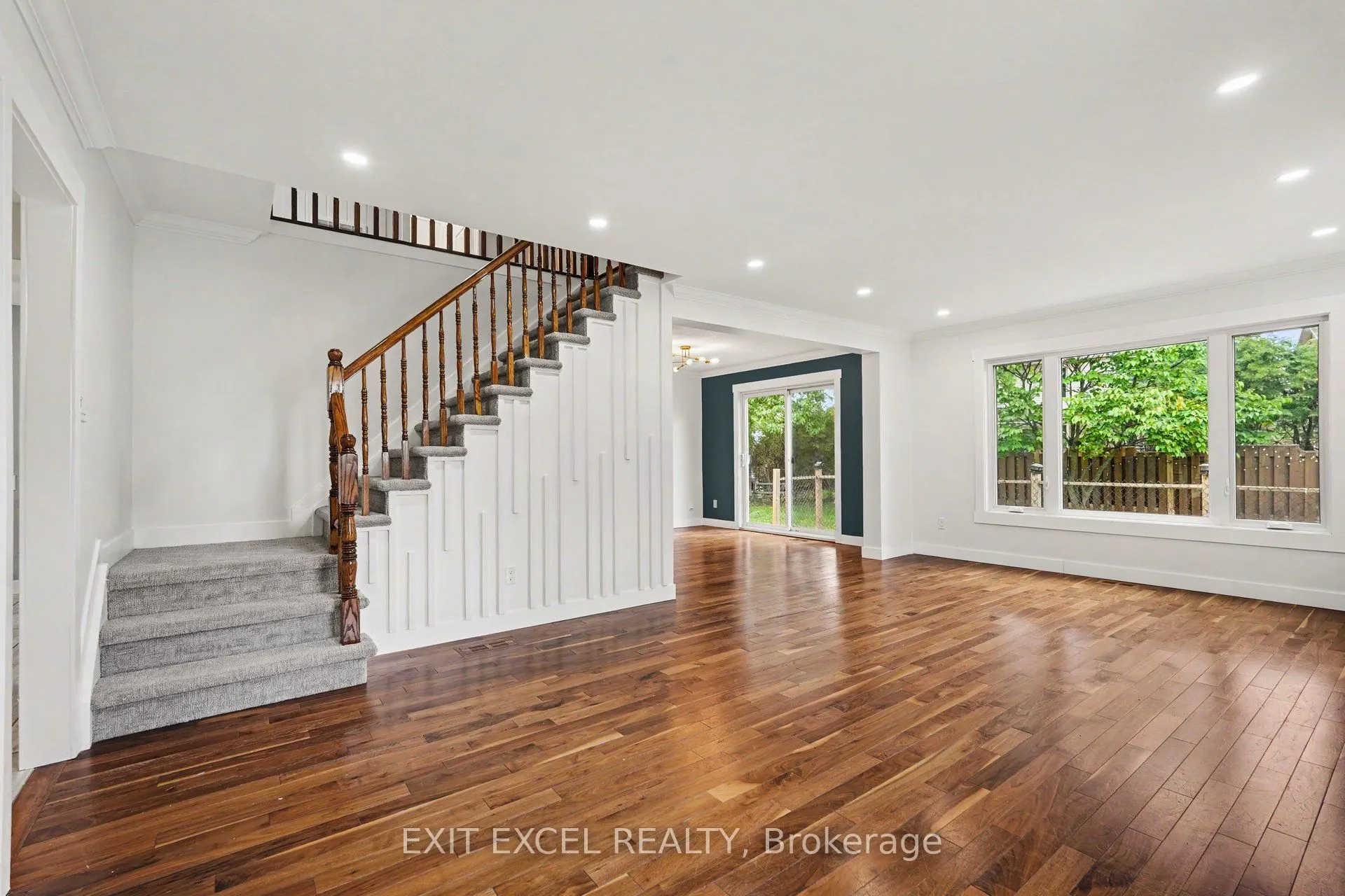 16 Lima Way