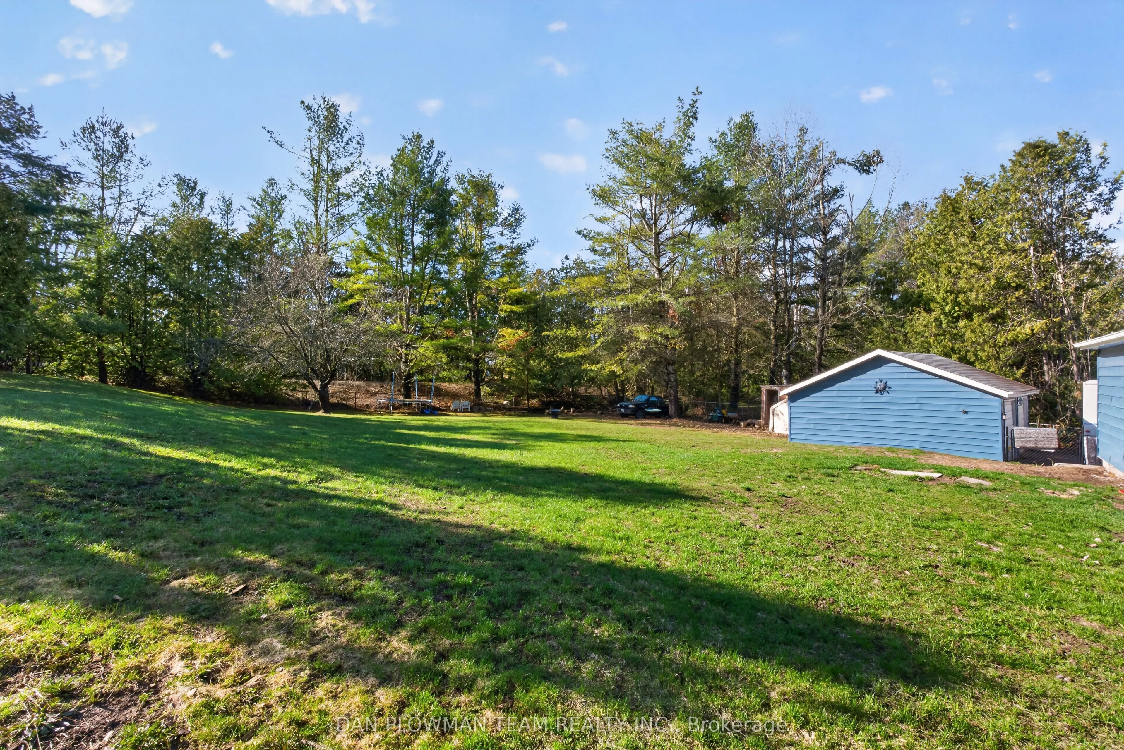 1545 Westview Crescent