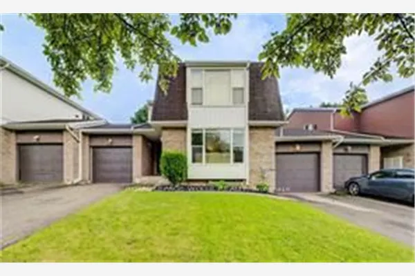 19 Hillbrook Crescent