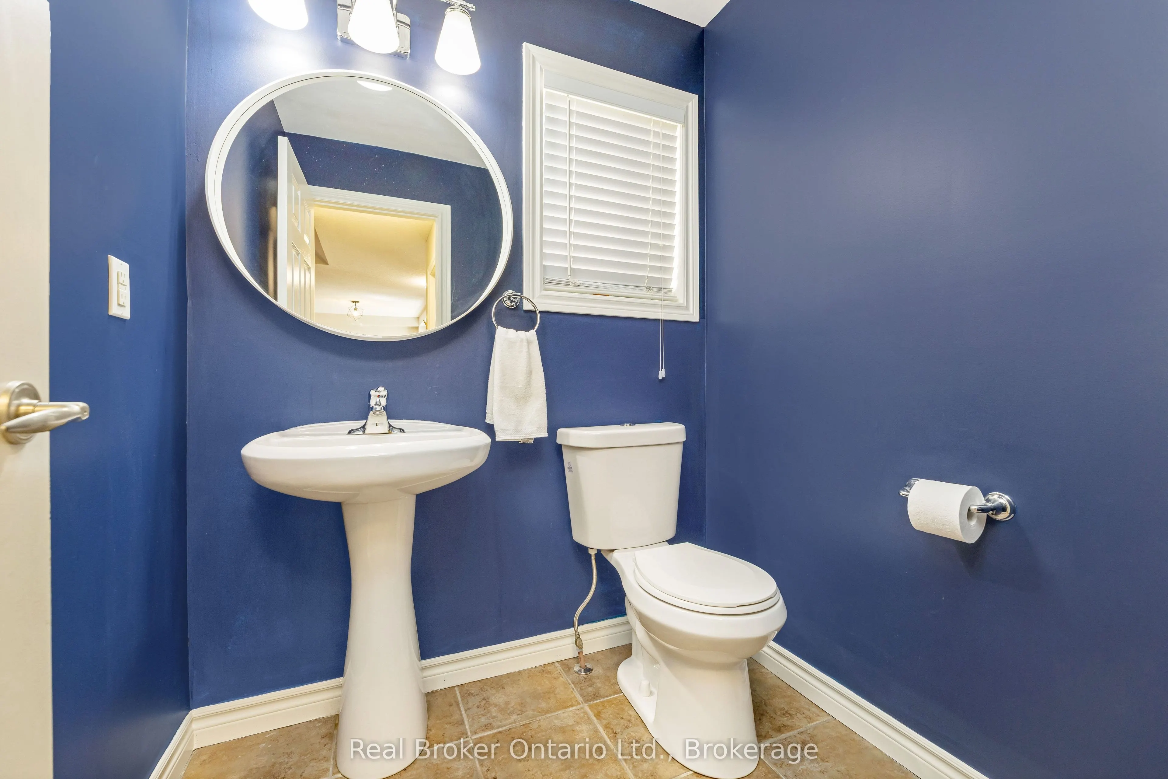 22 ATTO Drive