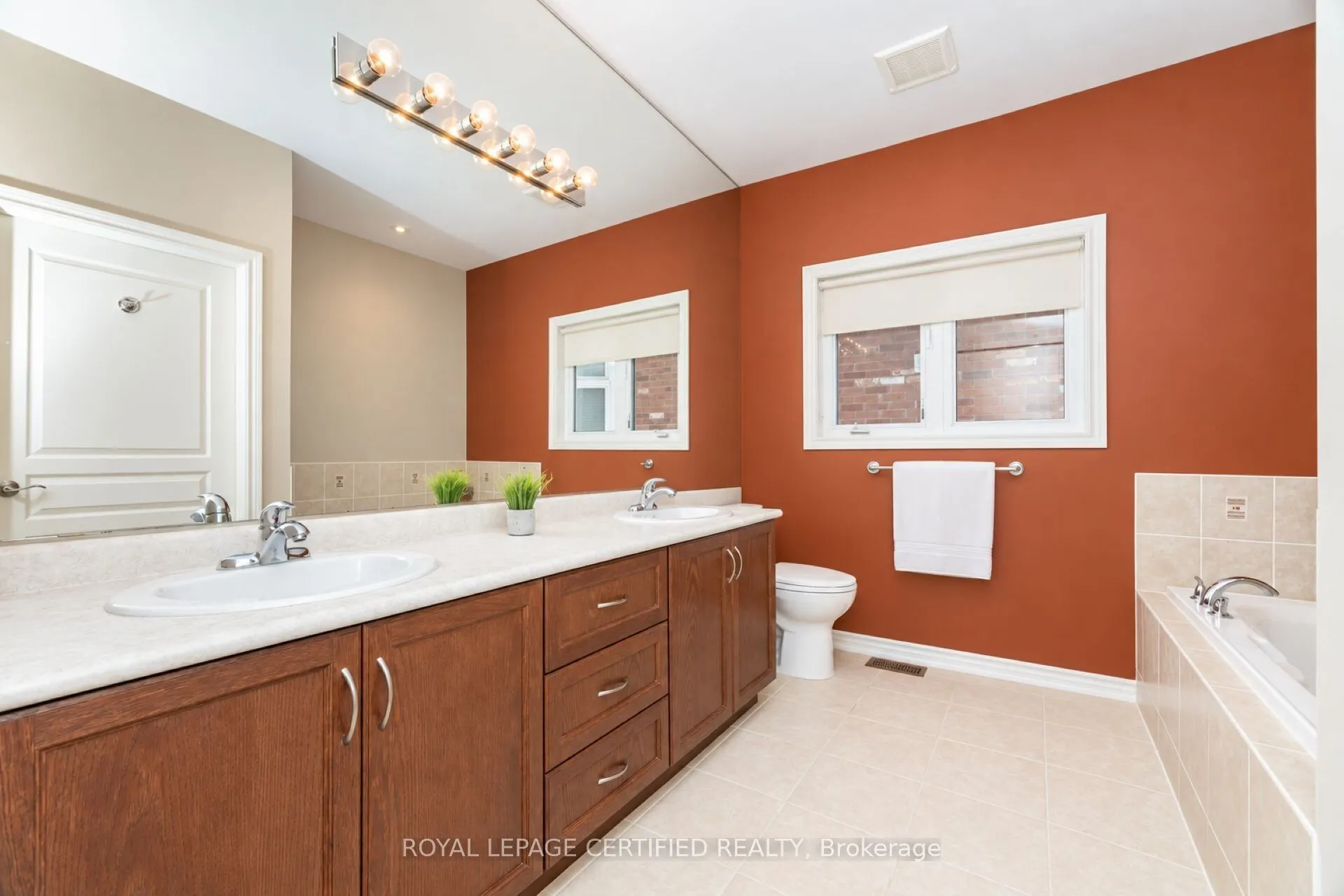 200 Kingfisher Drive #158