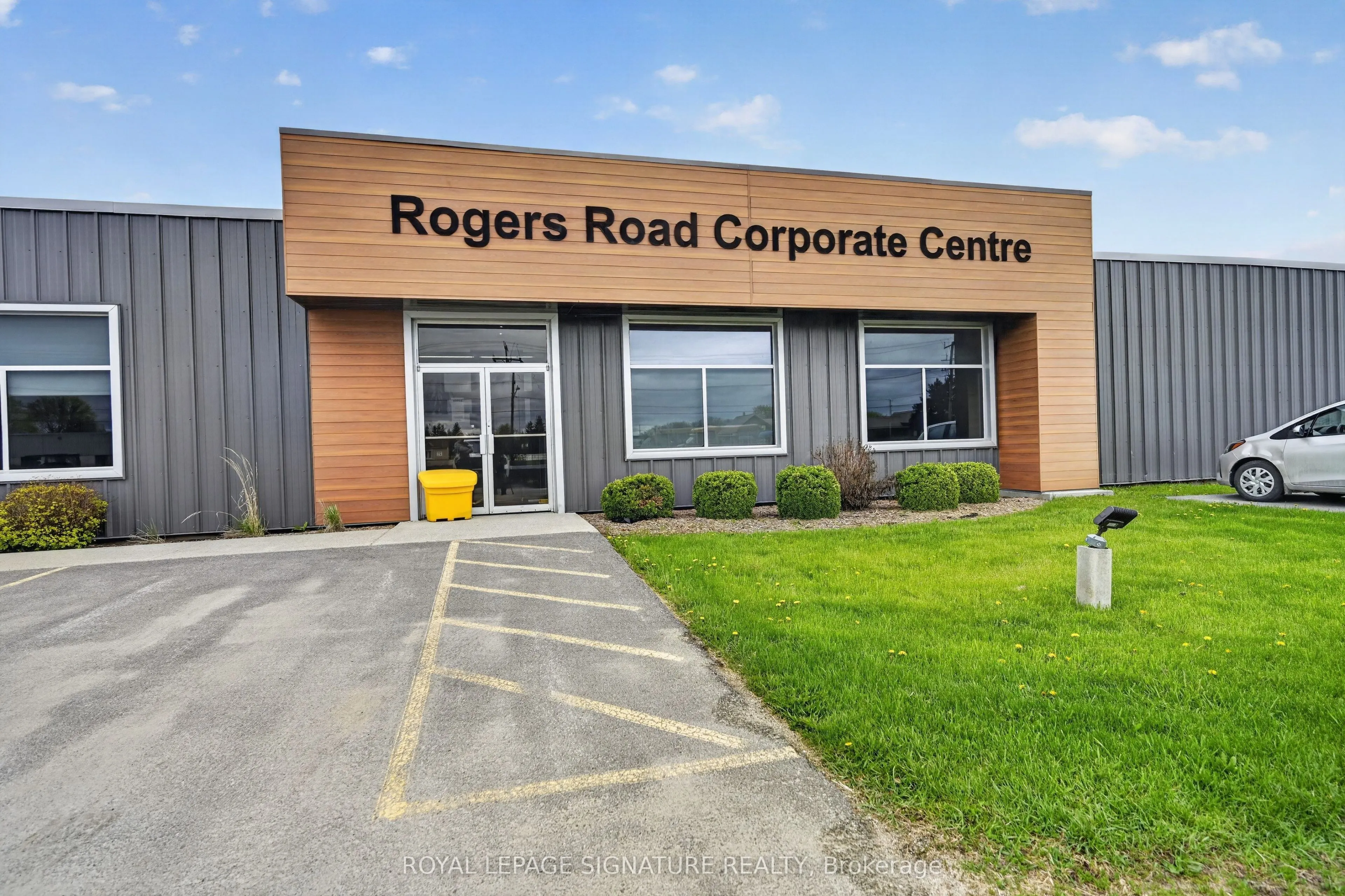 2000 Rogers Road
