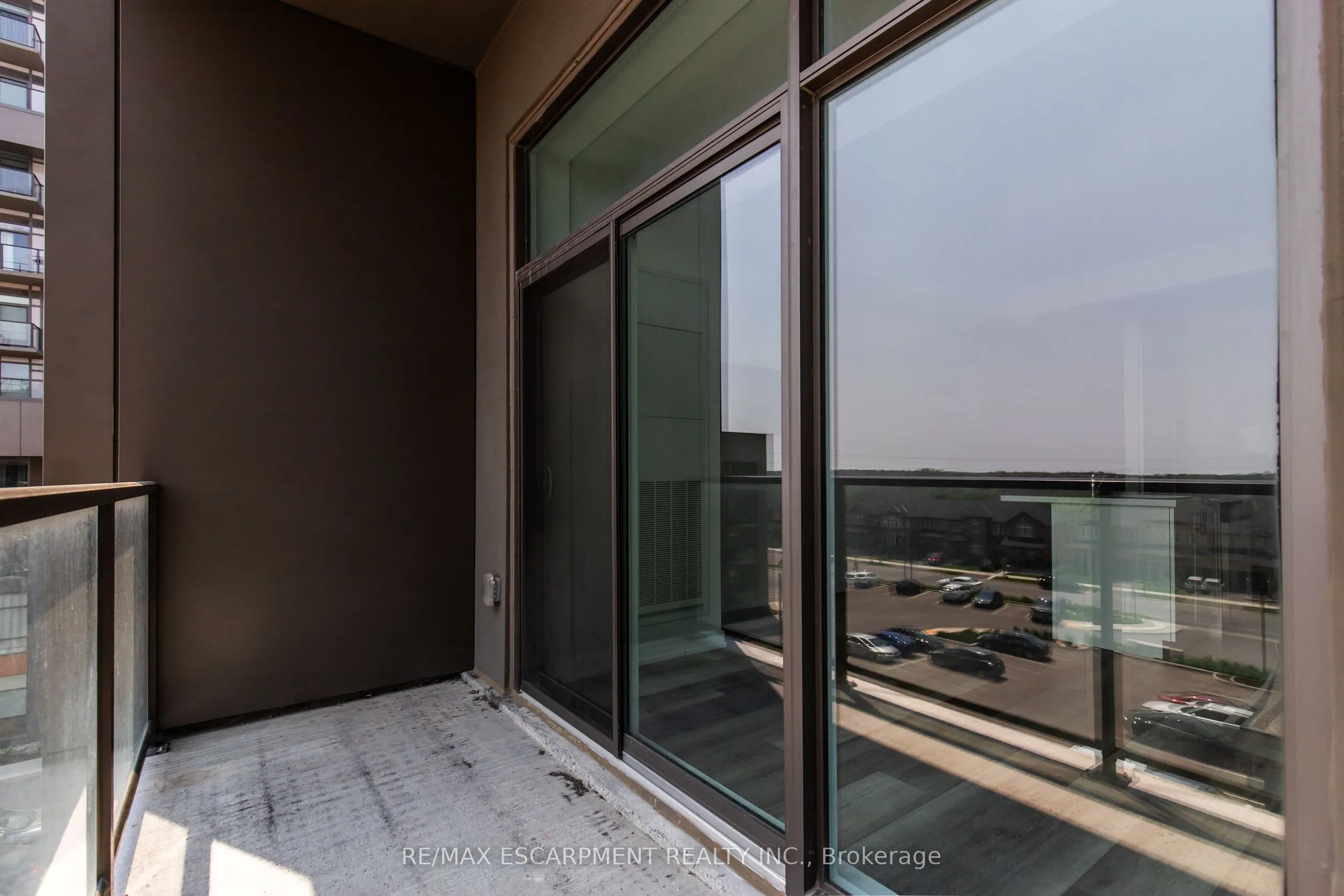 450 Dundas Street E #416