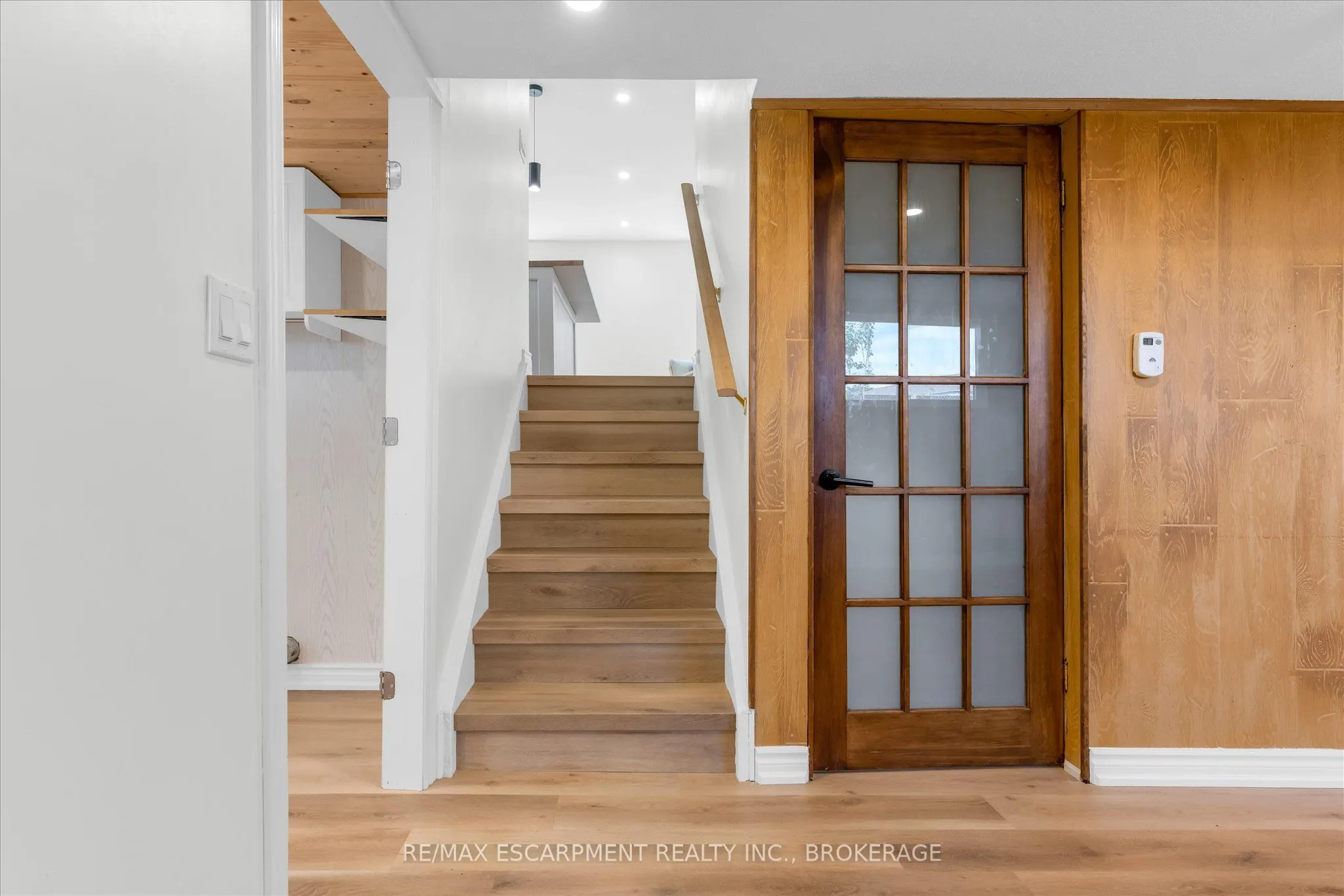 49 Grove Avenue