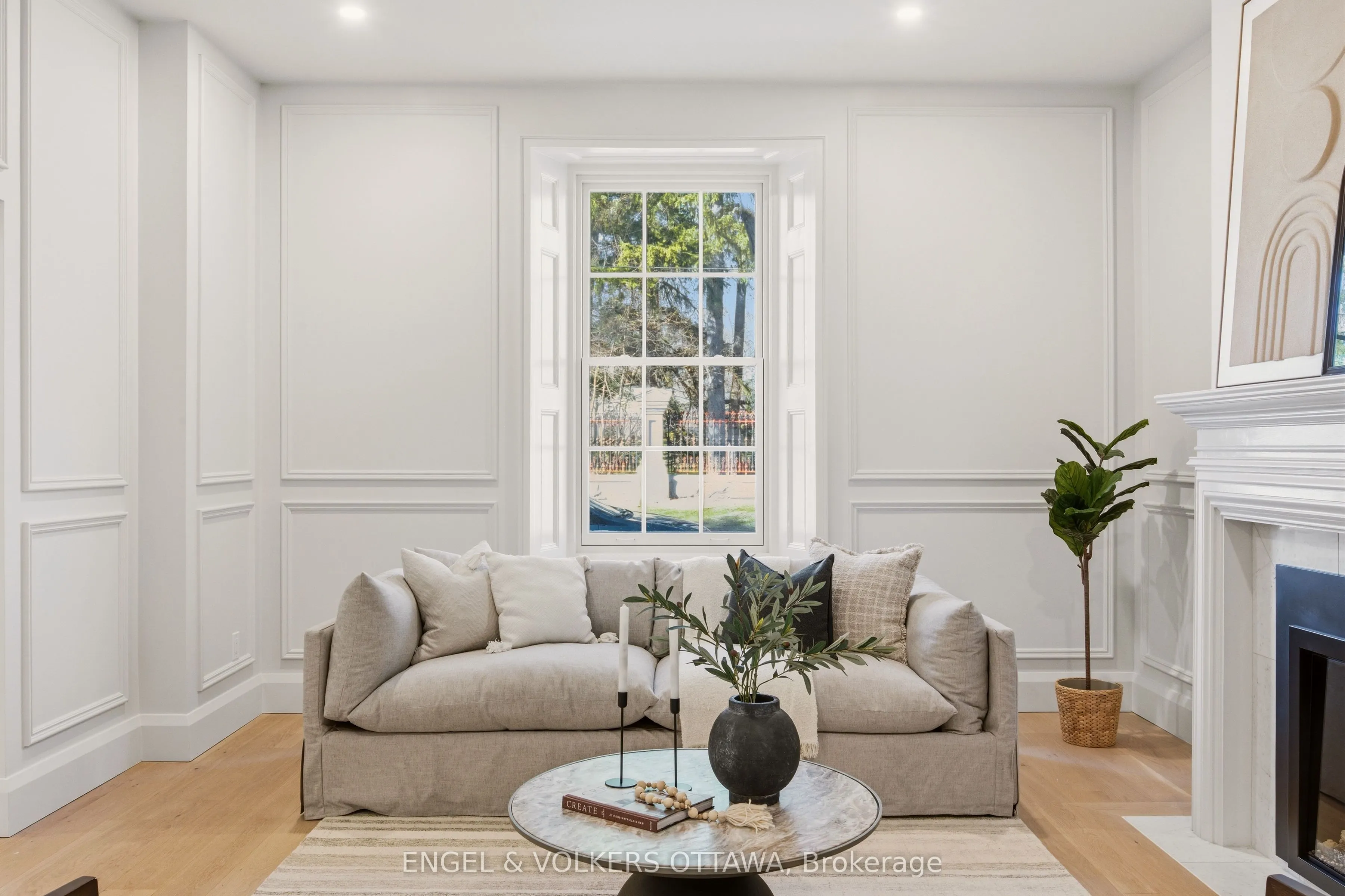 35 MacKay Street