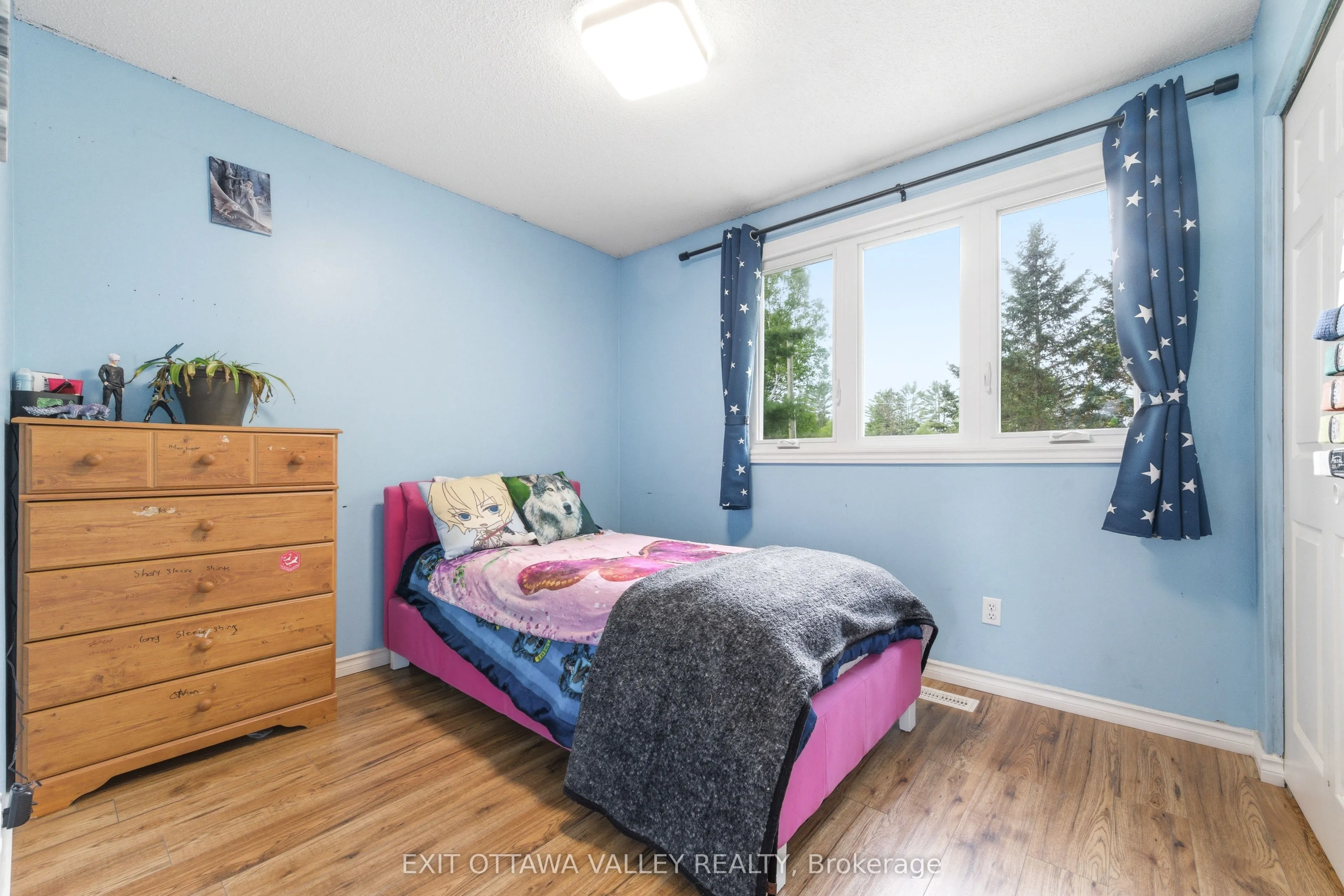 13 Tamarack Street